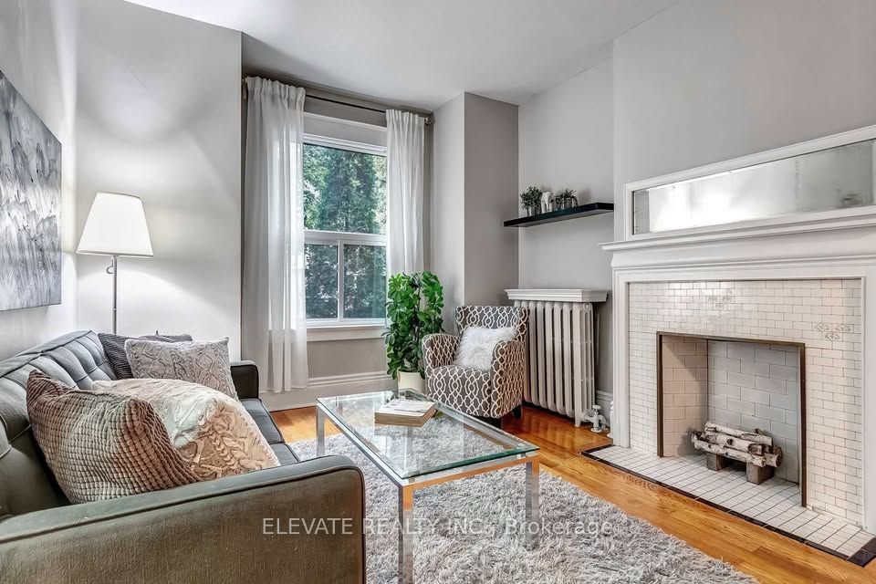 25 Temple Avenue, Toronto 4