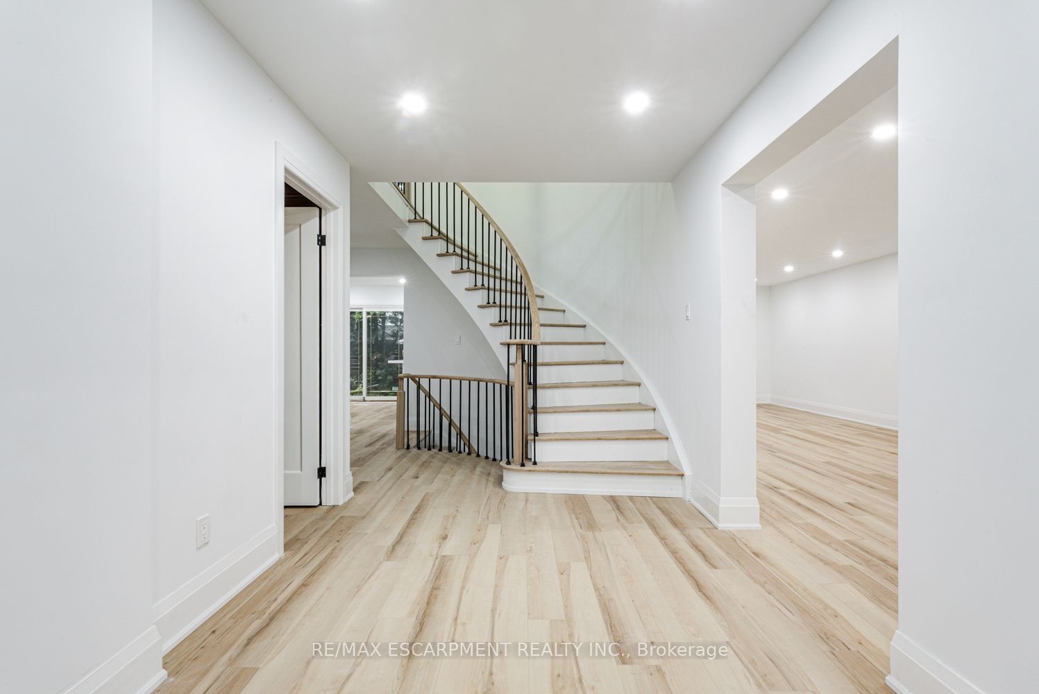 2104 Mississauga Road, Mississauga 2