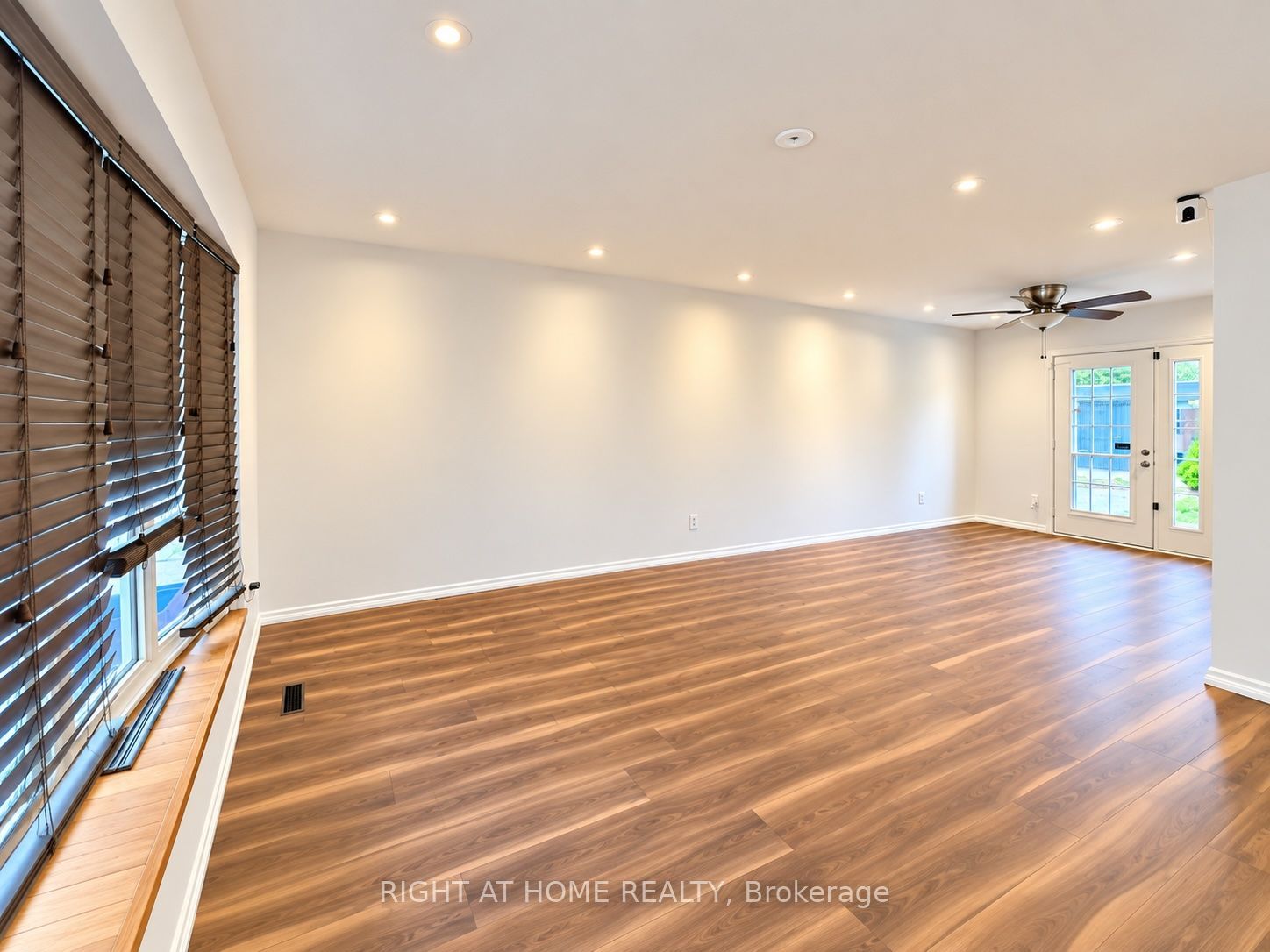 Unit Upper - 2201 Bridge Road, Oakville 2