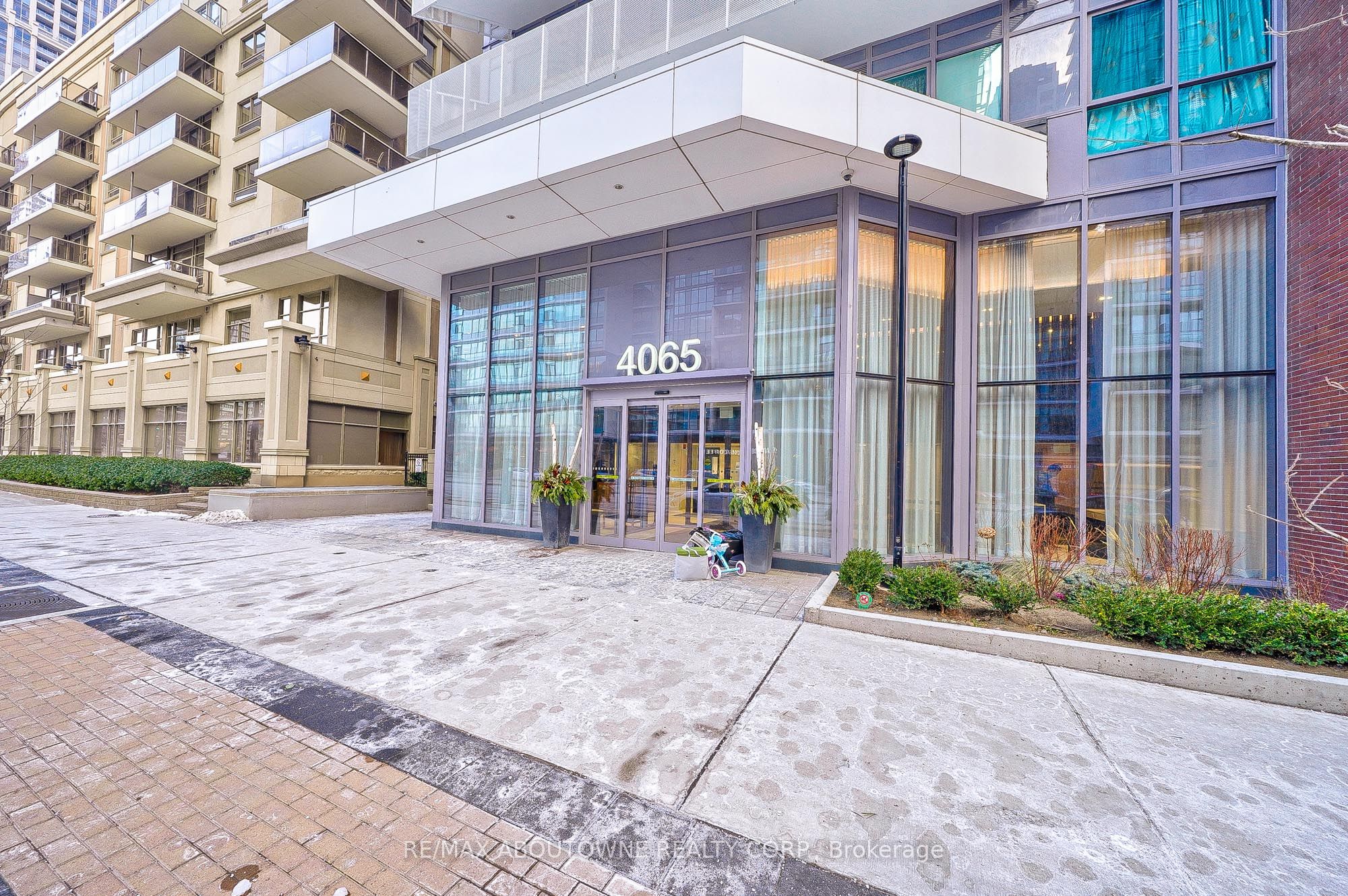 Unit 3603 - 4065 Confederation Parkway, Mississauga 2
