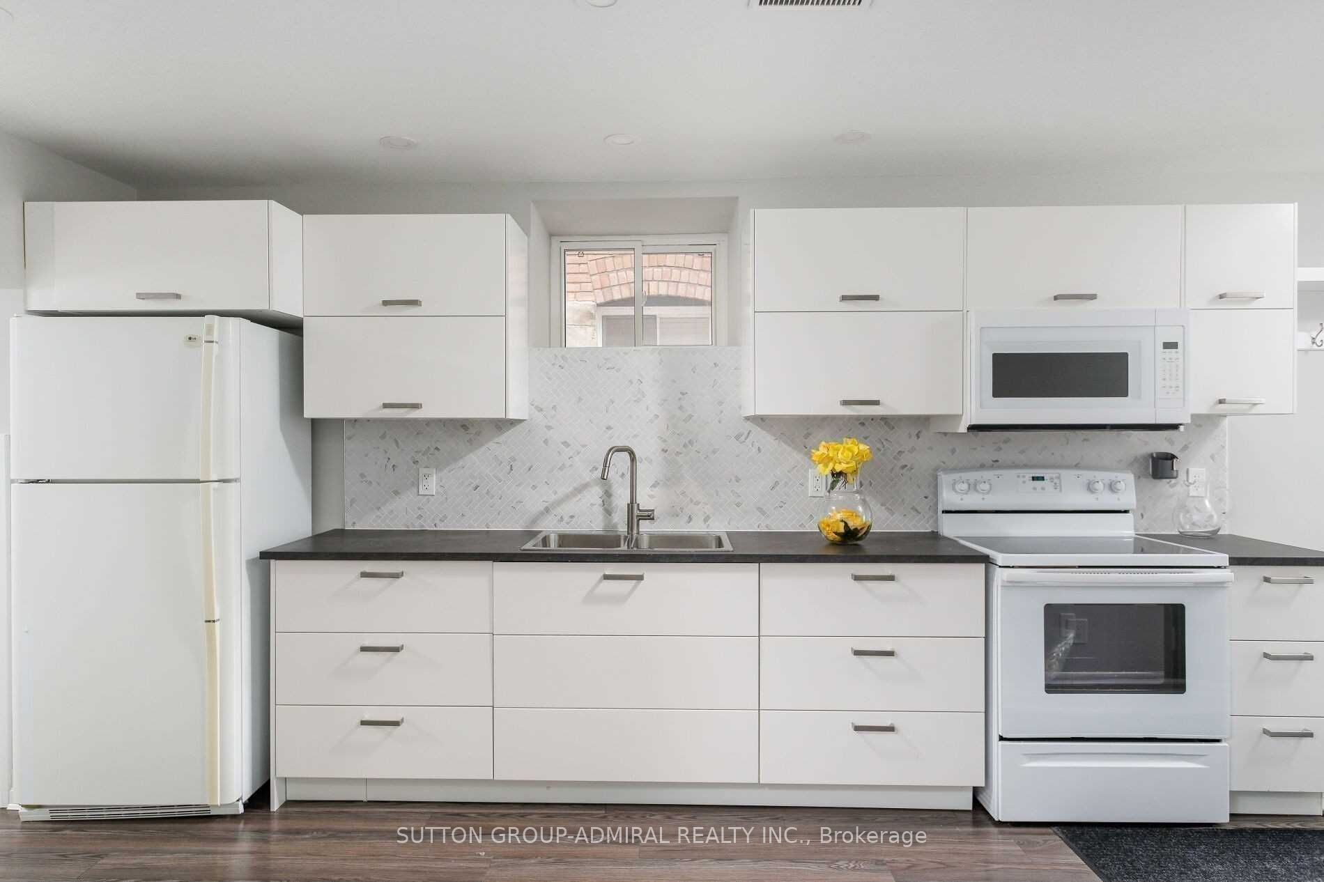 Unit Bsmnt - 278 Armadale Avenue, Toronto 5