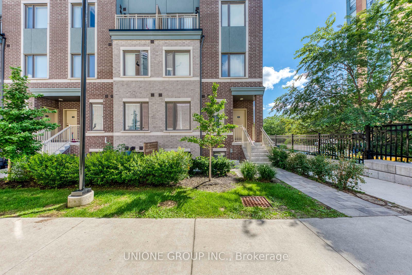 Unit 19 - 260 Twelfth Street, Etobicoke 3