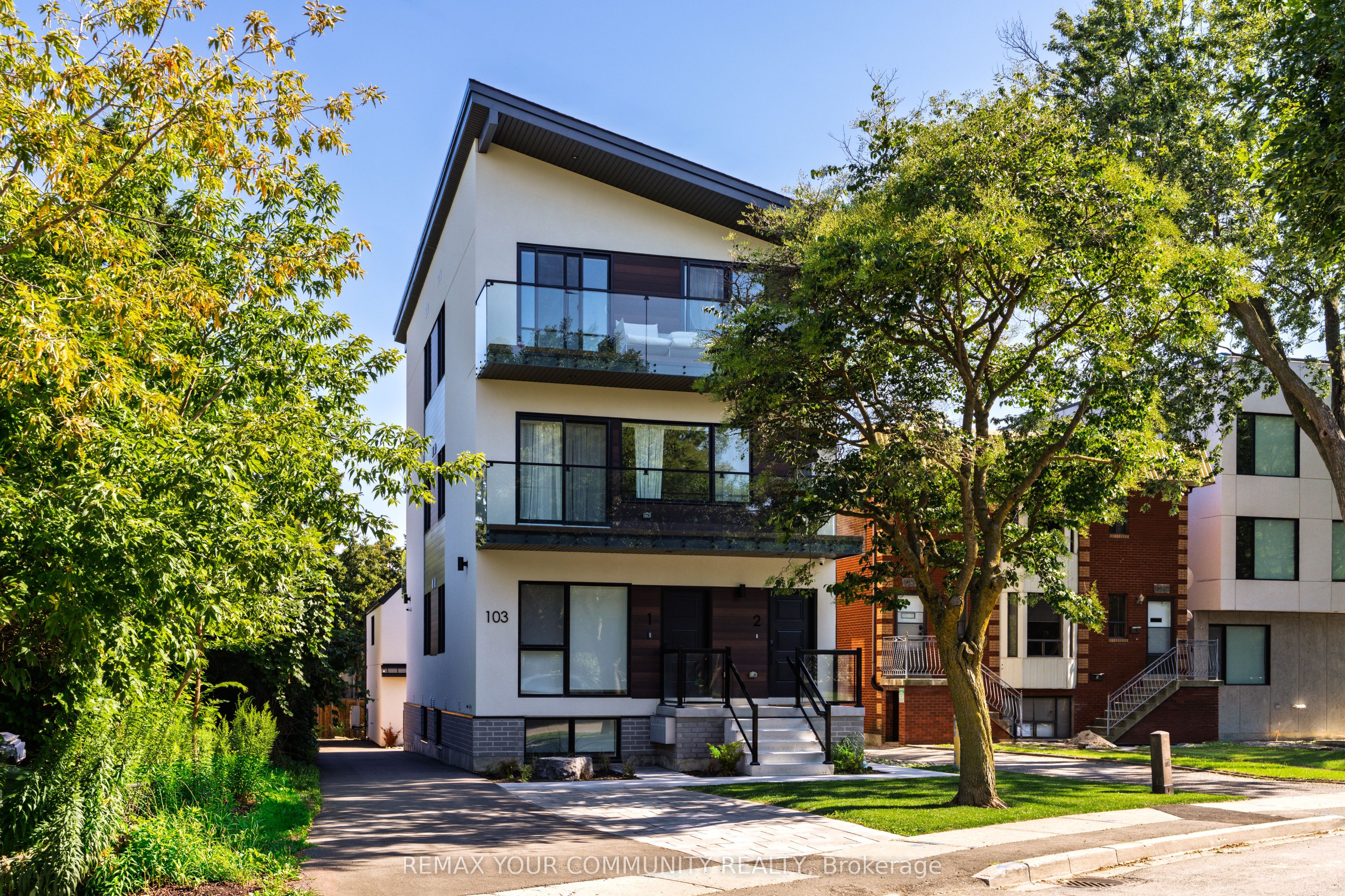 Unit 2 - 103 Cavell Avenue, Etobicoke 3