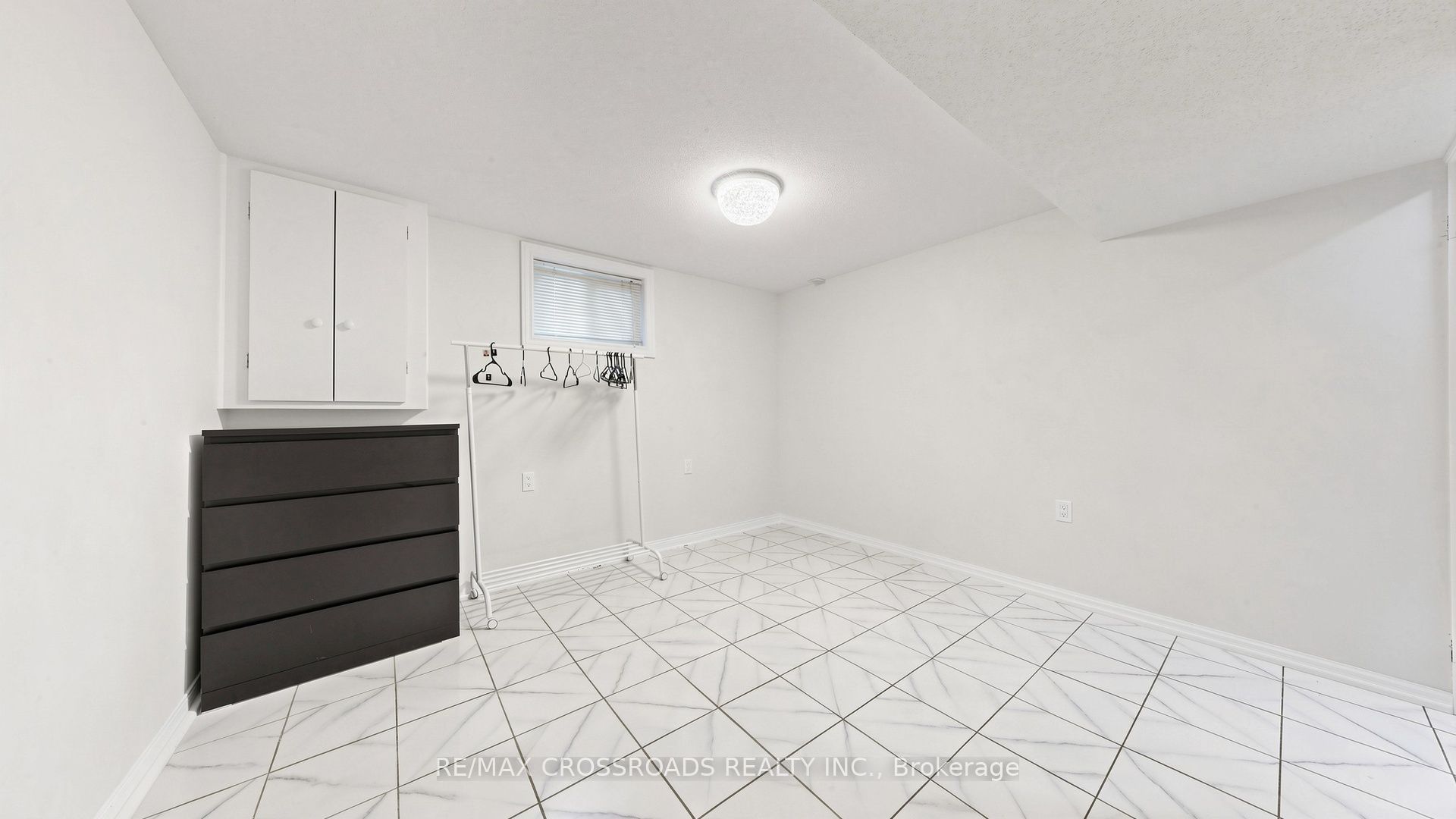 Unit 7 - 106 Stilecroft Drive, North York 4