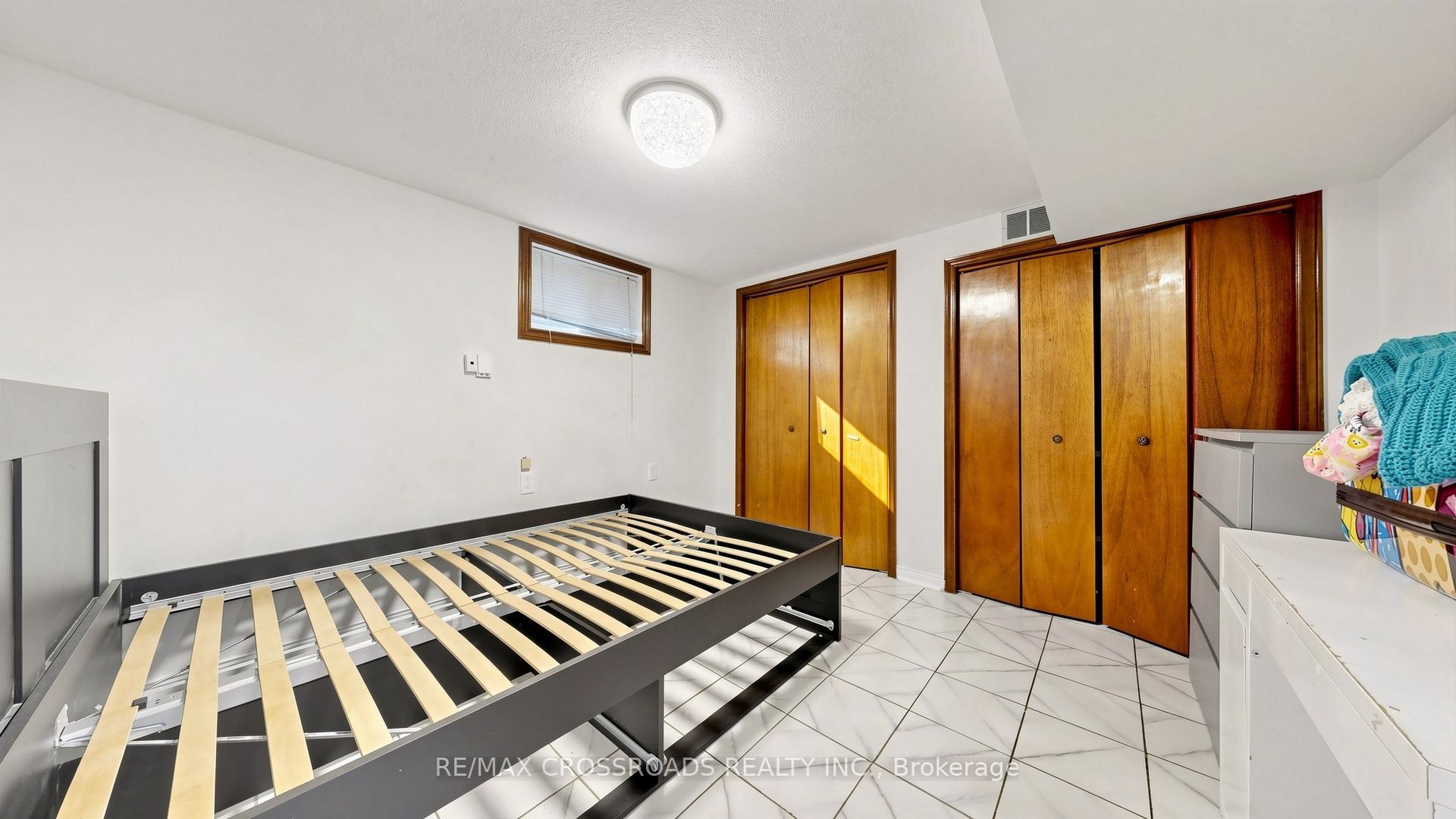 Unit 6 - 106 Stilecroft Drive, North York 4