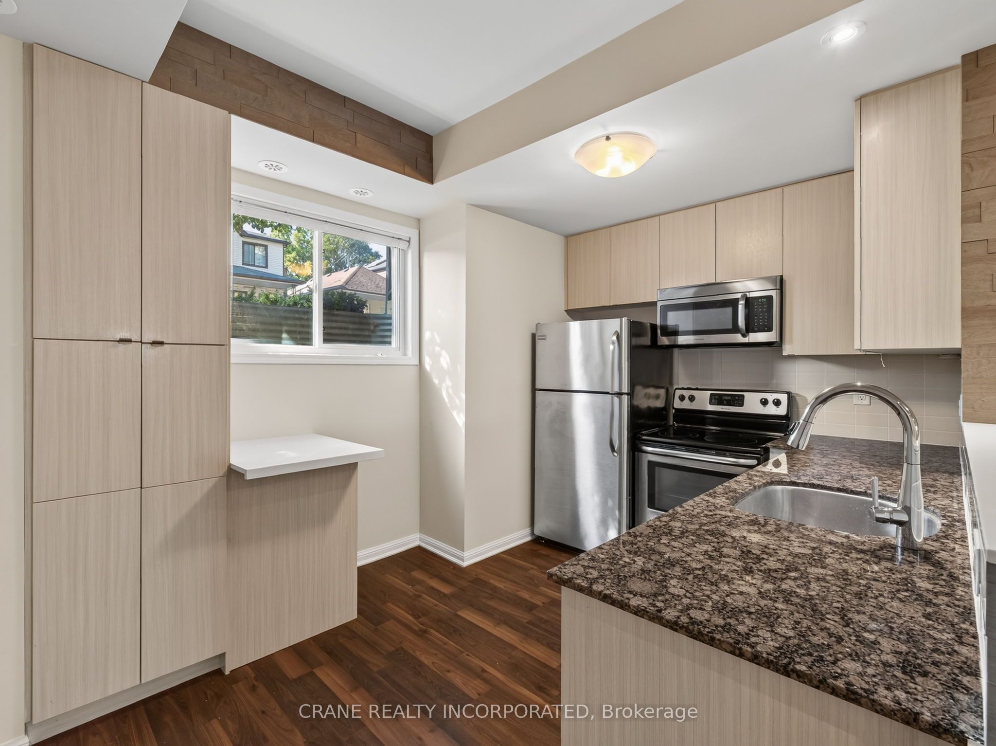 Unit 108 - 400 Hopewell Avenue, Toronto 4