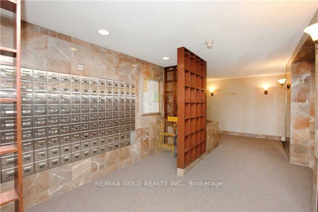 Unit 1501 - 5 Lisa Street, Brampton 3