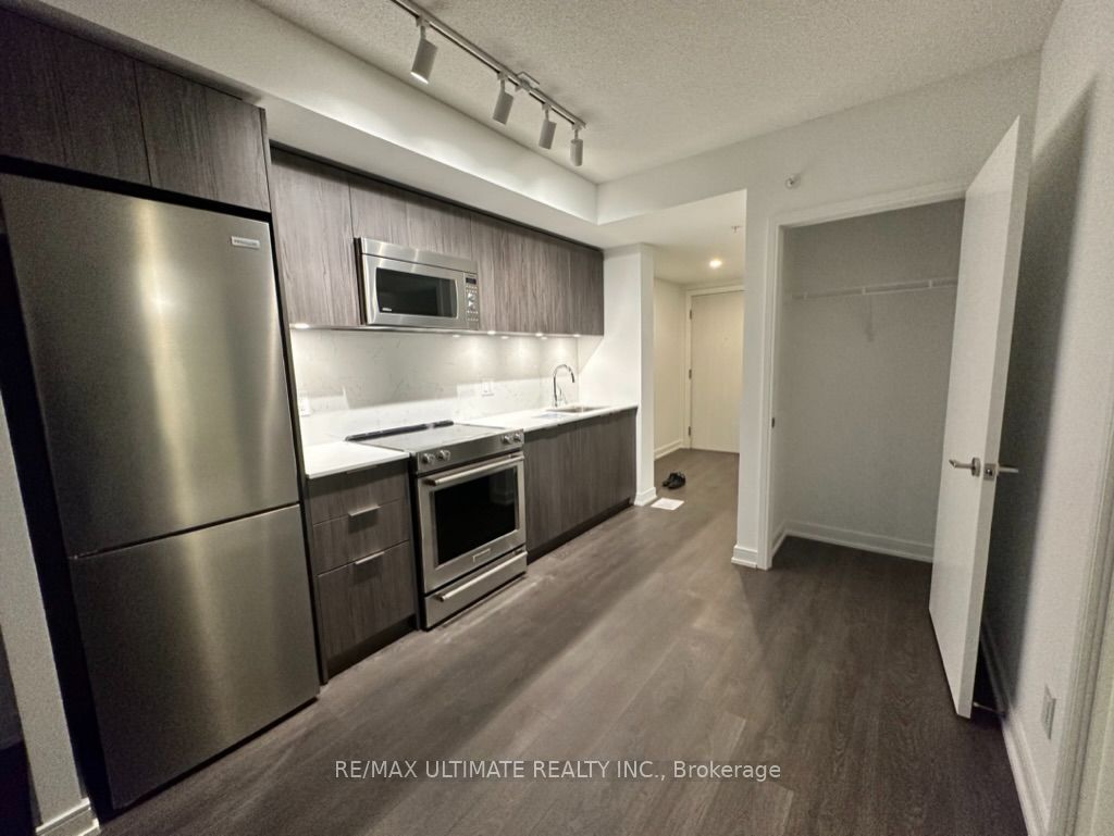 Unit 1811 - 30 Samuel Wood Way, Etobicoke 4