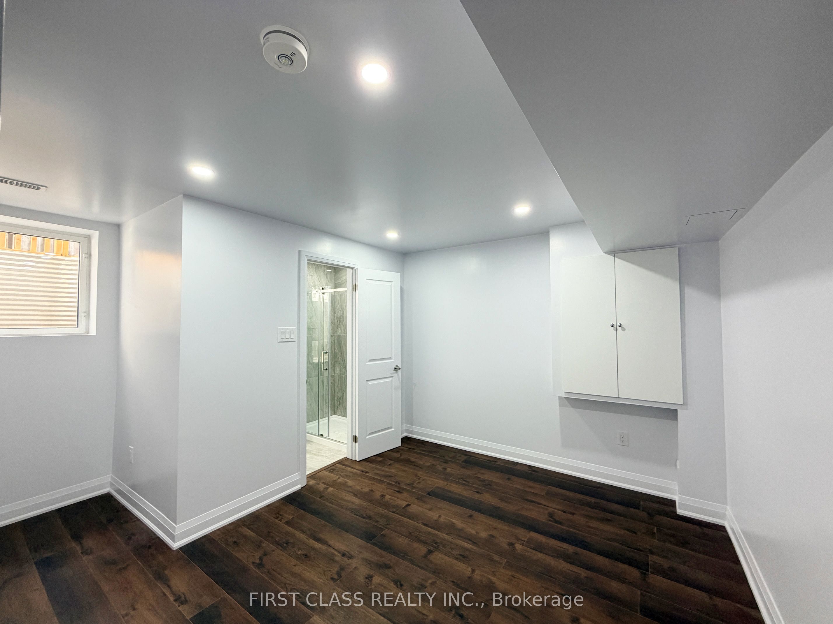 Unit Bsmt - 720 Savoline Boulevard, Milton 5