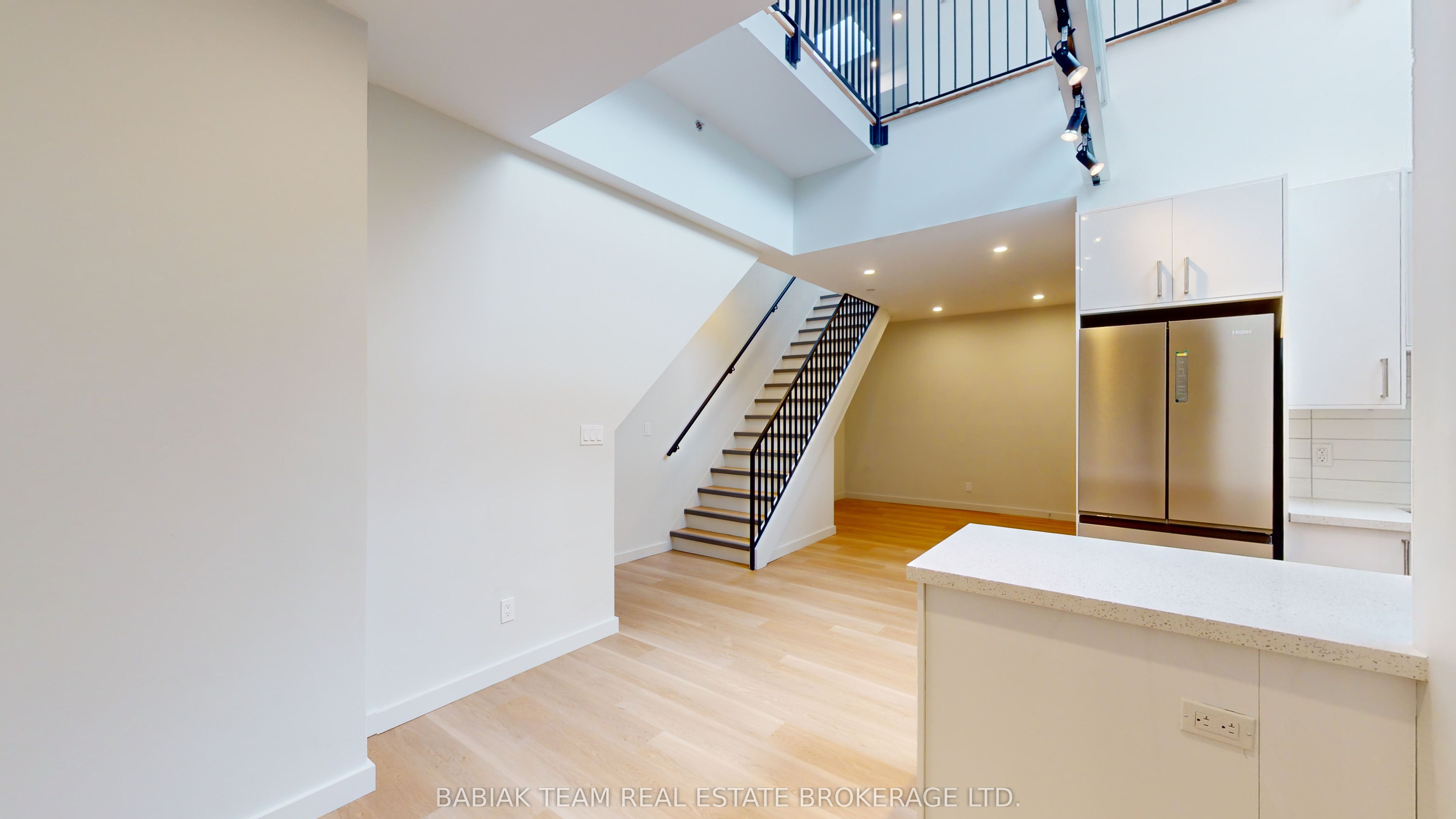 Unit 203 - 268 Jane Street, Toronto 3