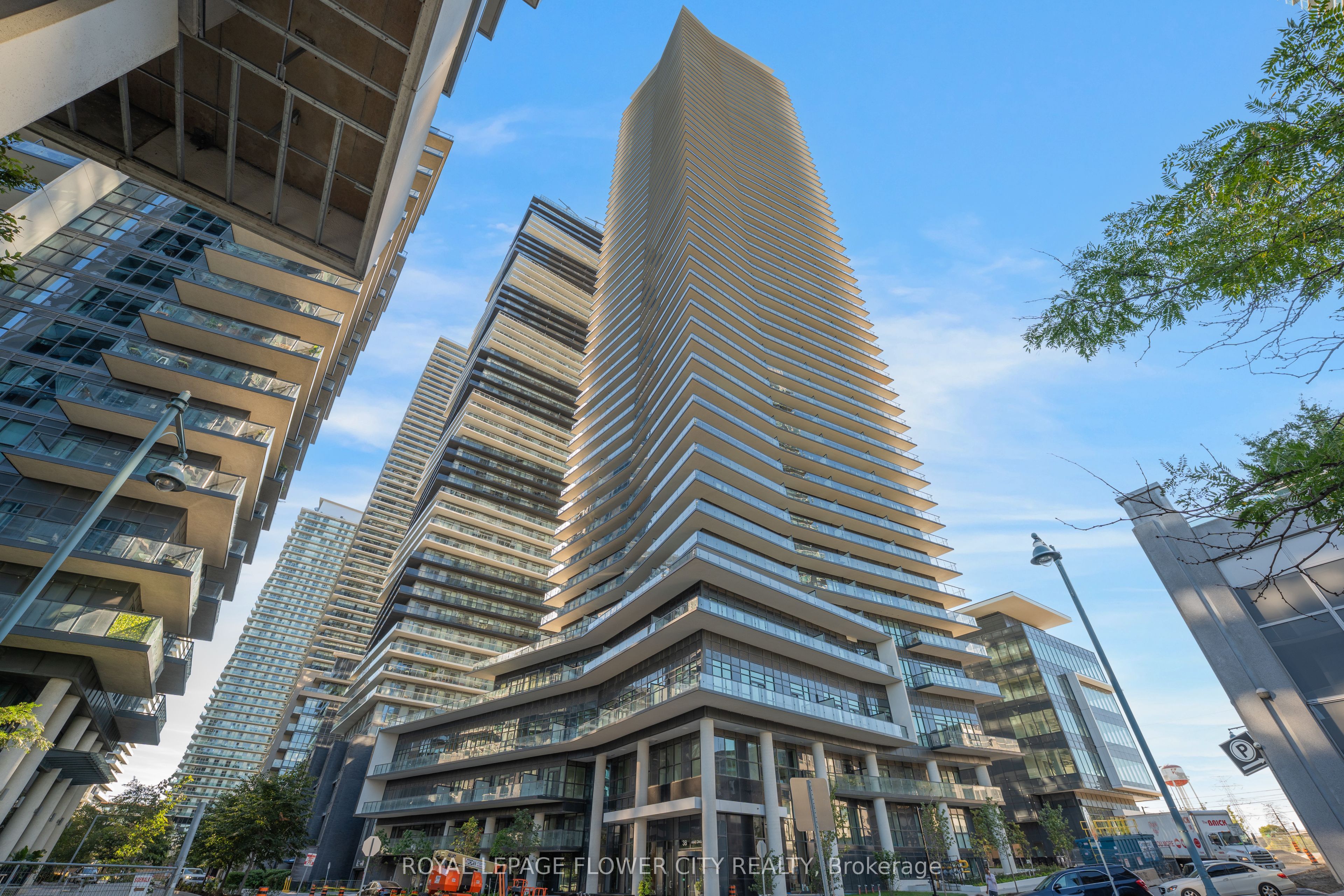 Unit PH404 - 38 Annie Craig Drive, Etobicoke 4