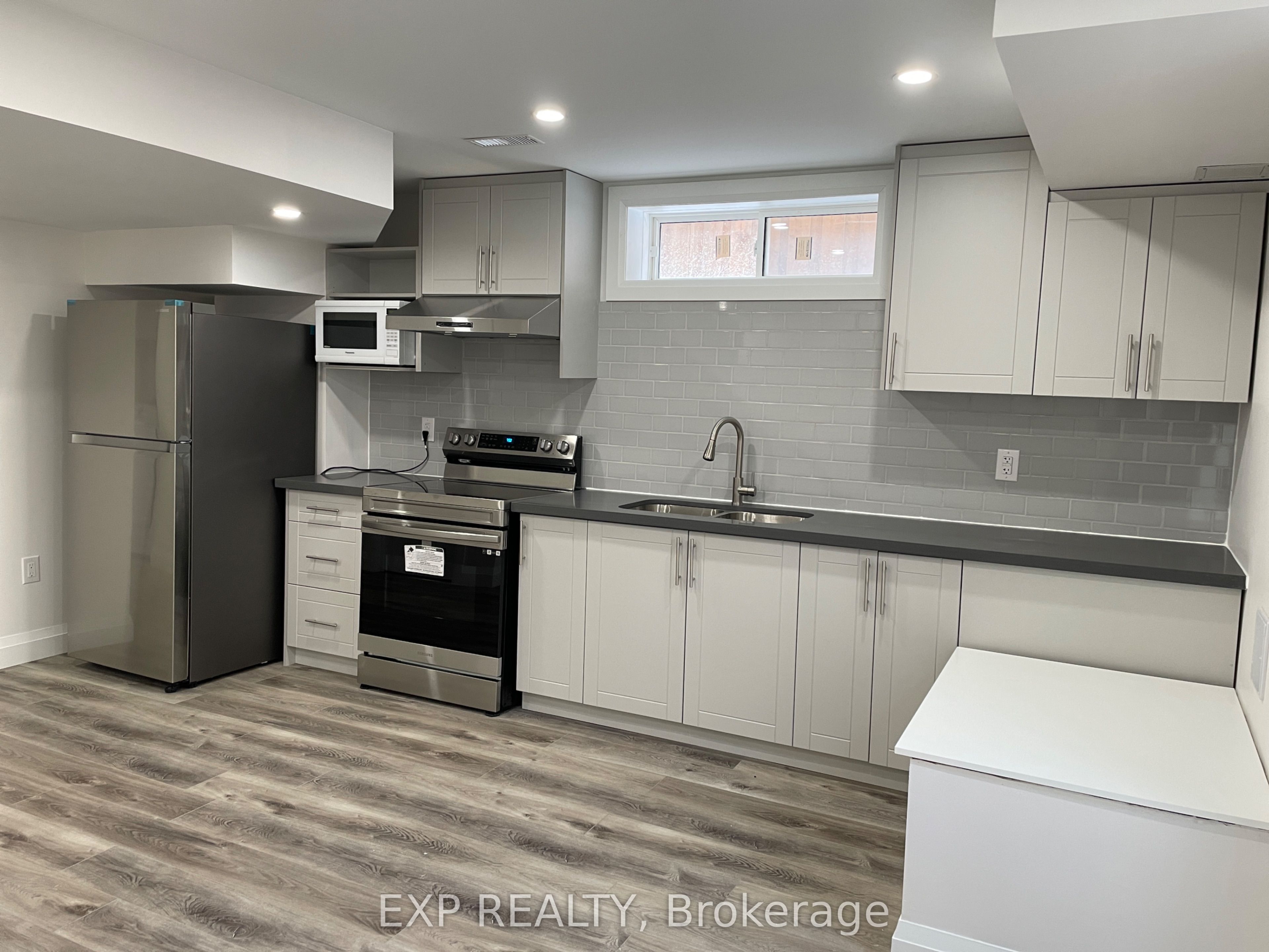 Unit Basement - 122 Stowmarket Street, Caledon 2