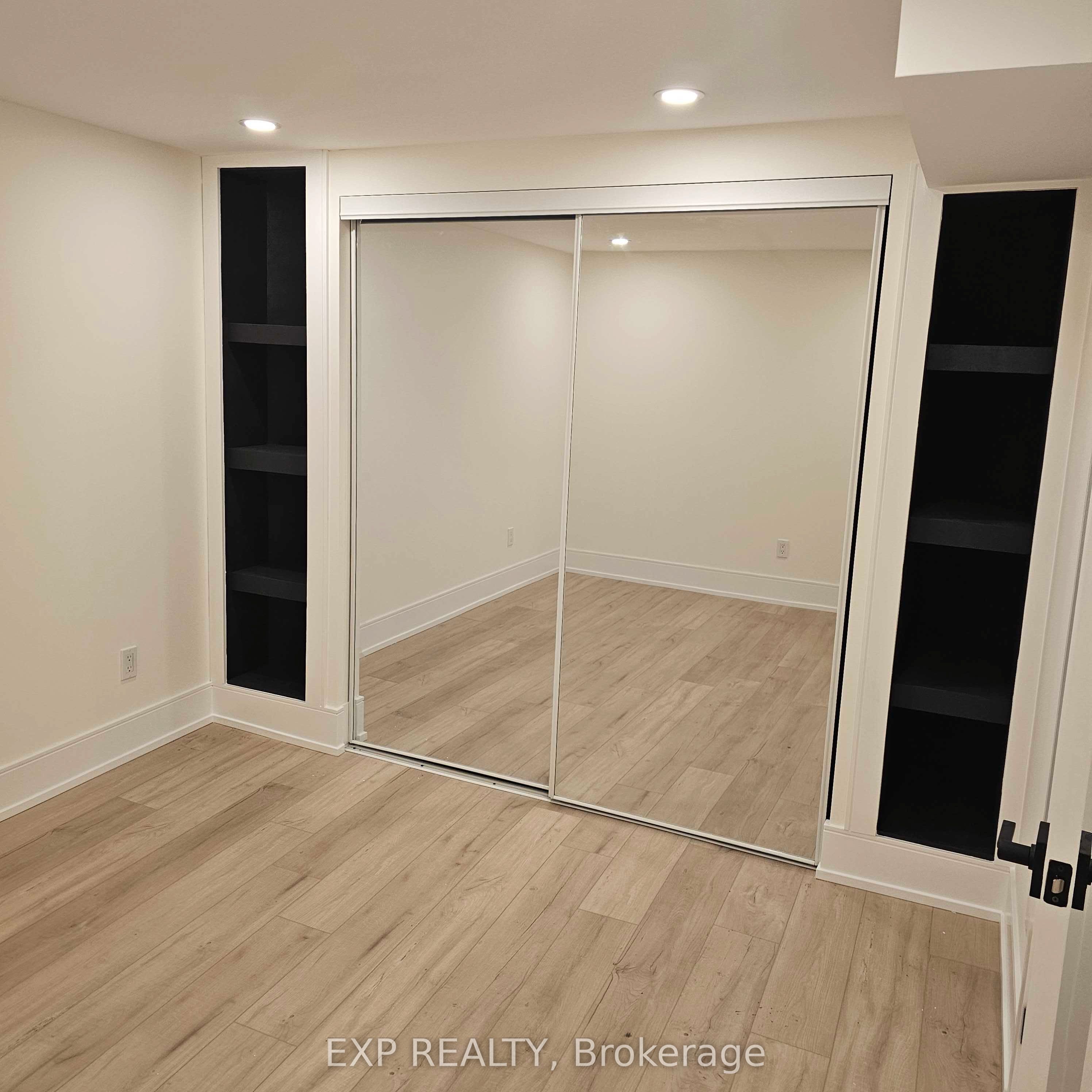 5552 Bourget Drive, Mississauga 5