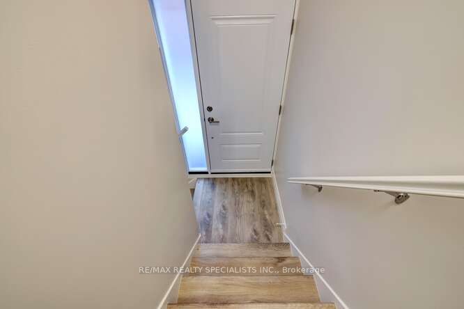 Unit Lower - 43 Firwood Crescent, Etobicoke 4