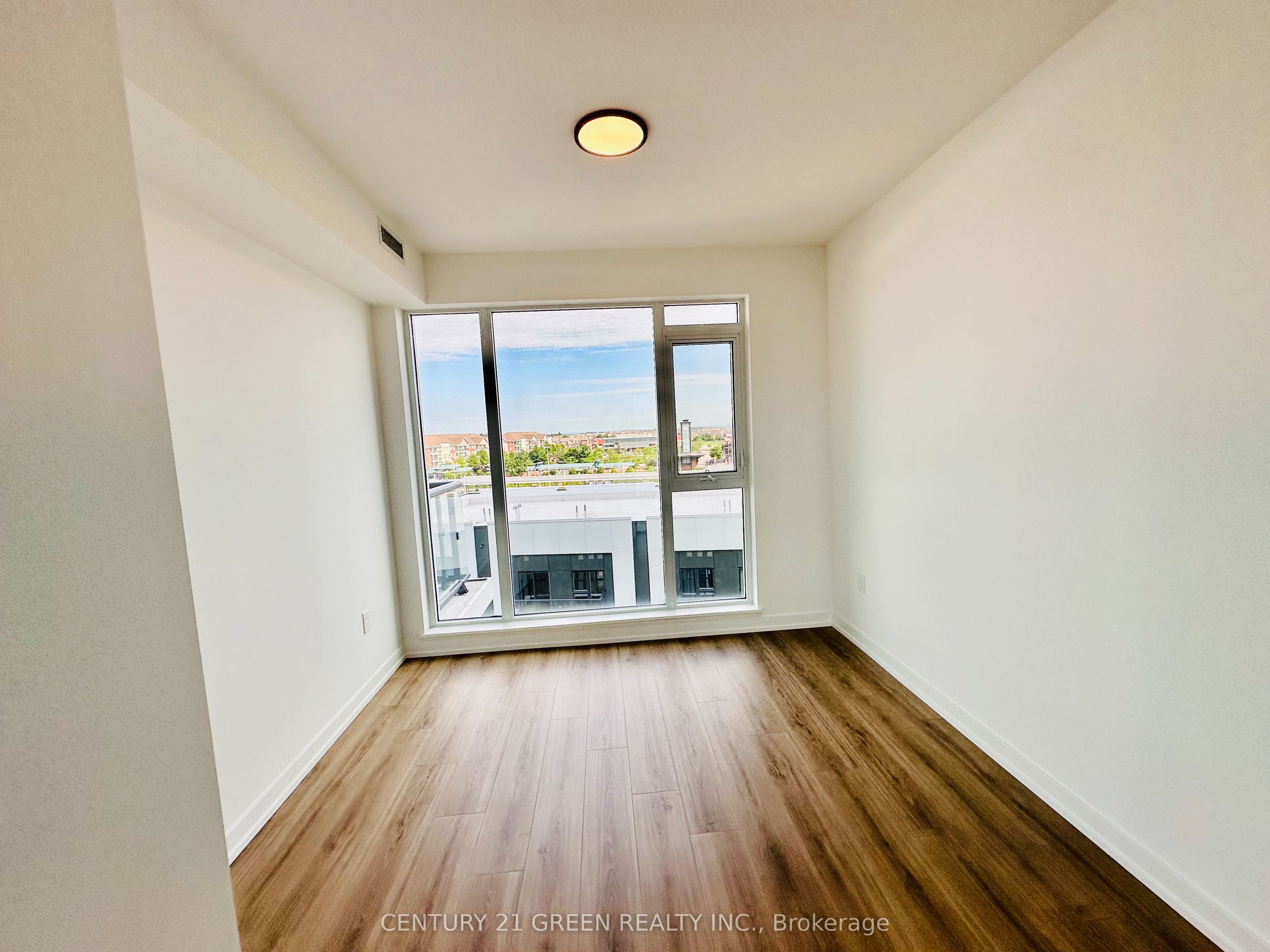 Unit 503 - 10 Lagerfeld Drive, Brampton 4