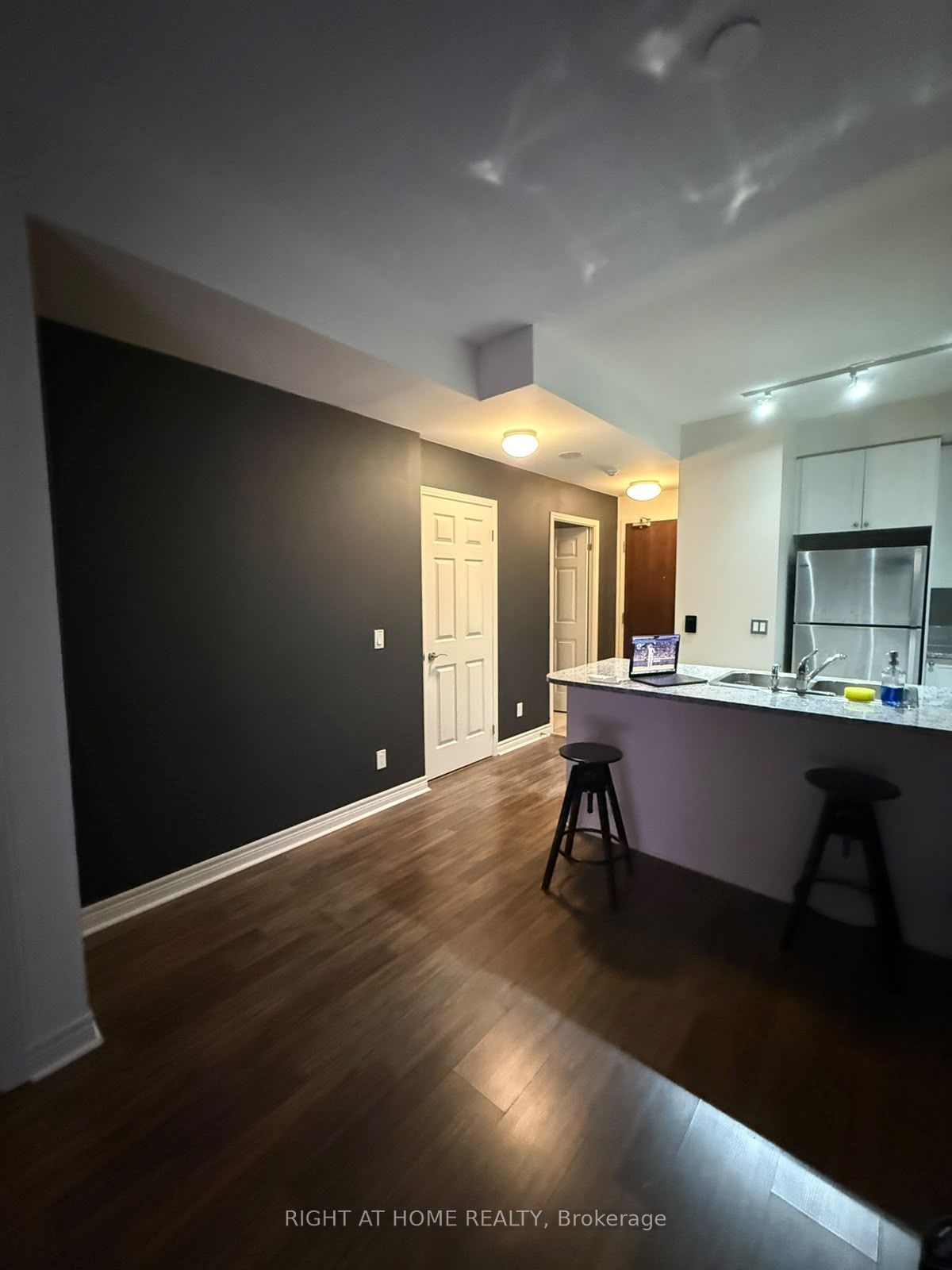Unit 2318 - 339 rathburn Road W, Mississauga 4