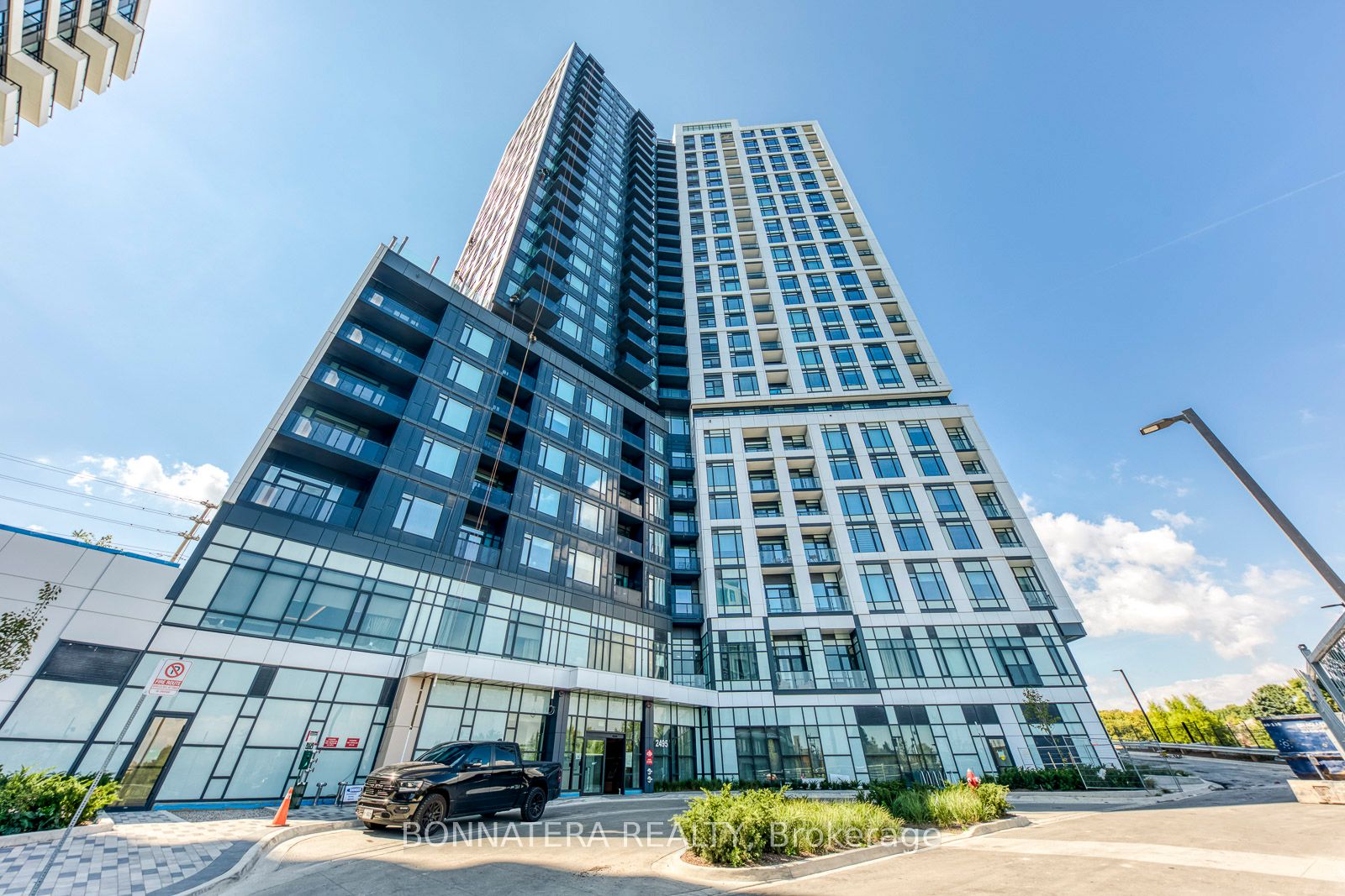 Unit 1810 - 2495 Eglinton Avenue W, Mississauga 2
