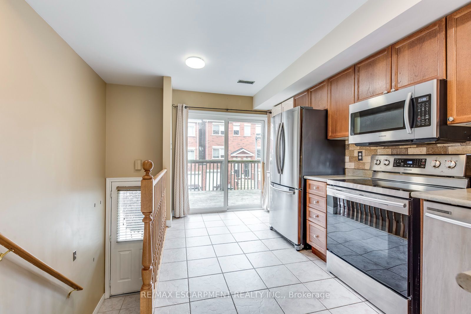 Unit 51 - 1751 Lampman Avenue, Burlington 4