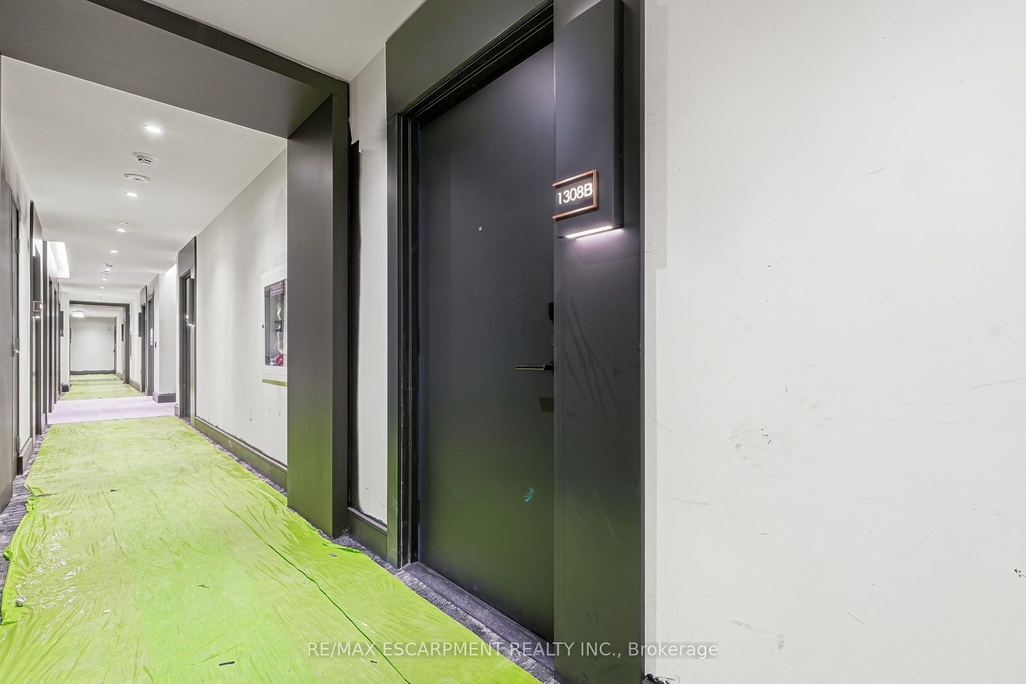 Unit 1308B - 125 Nipissing Road, Milton 2