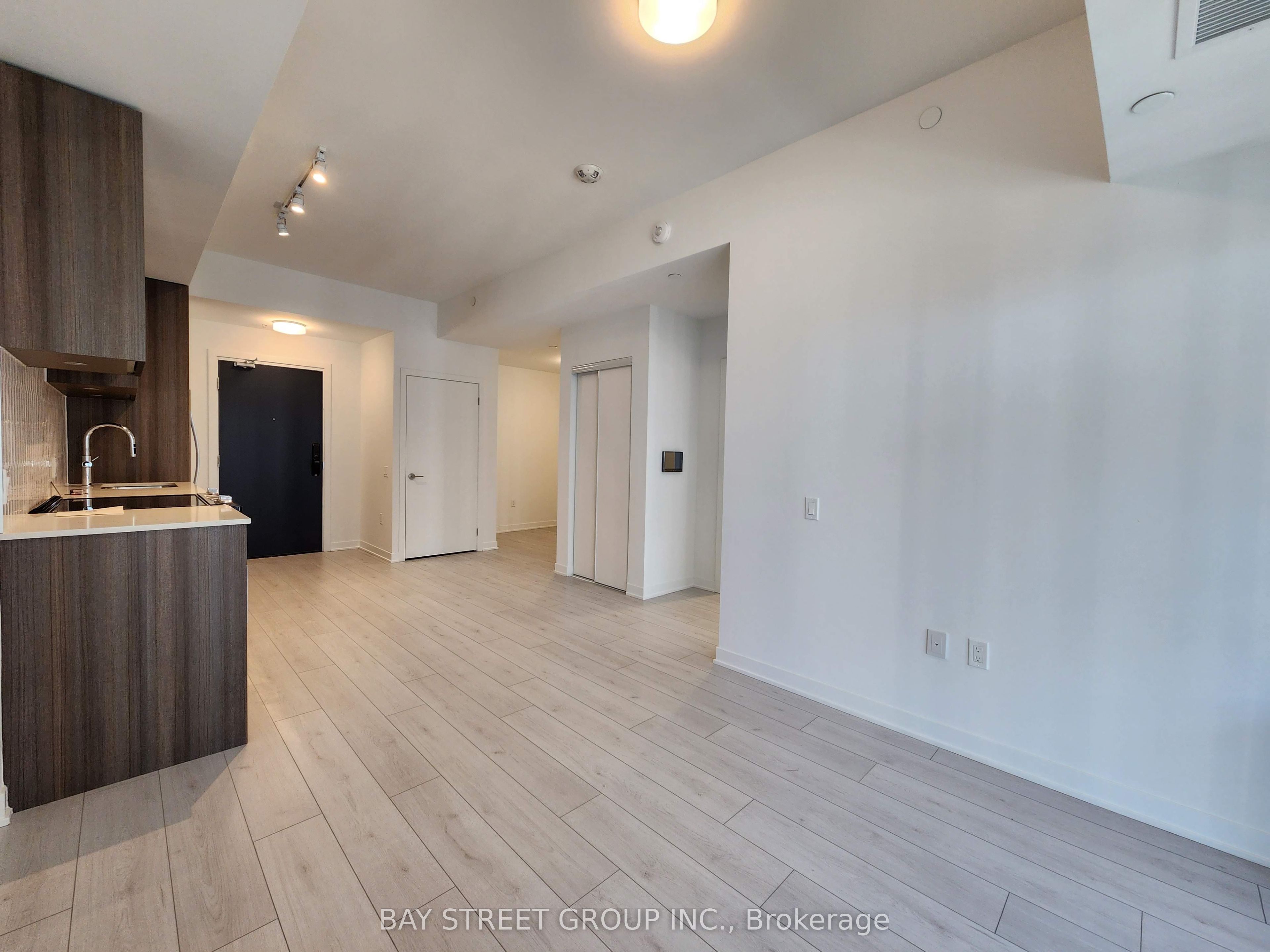 Unit 521 - 395 Dundas Street W, Oakville 5