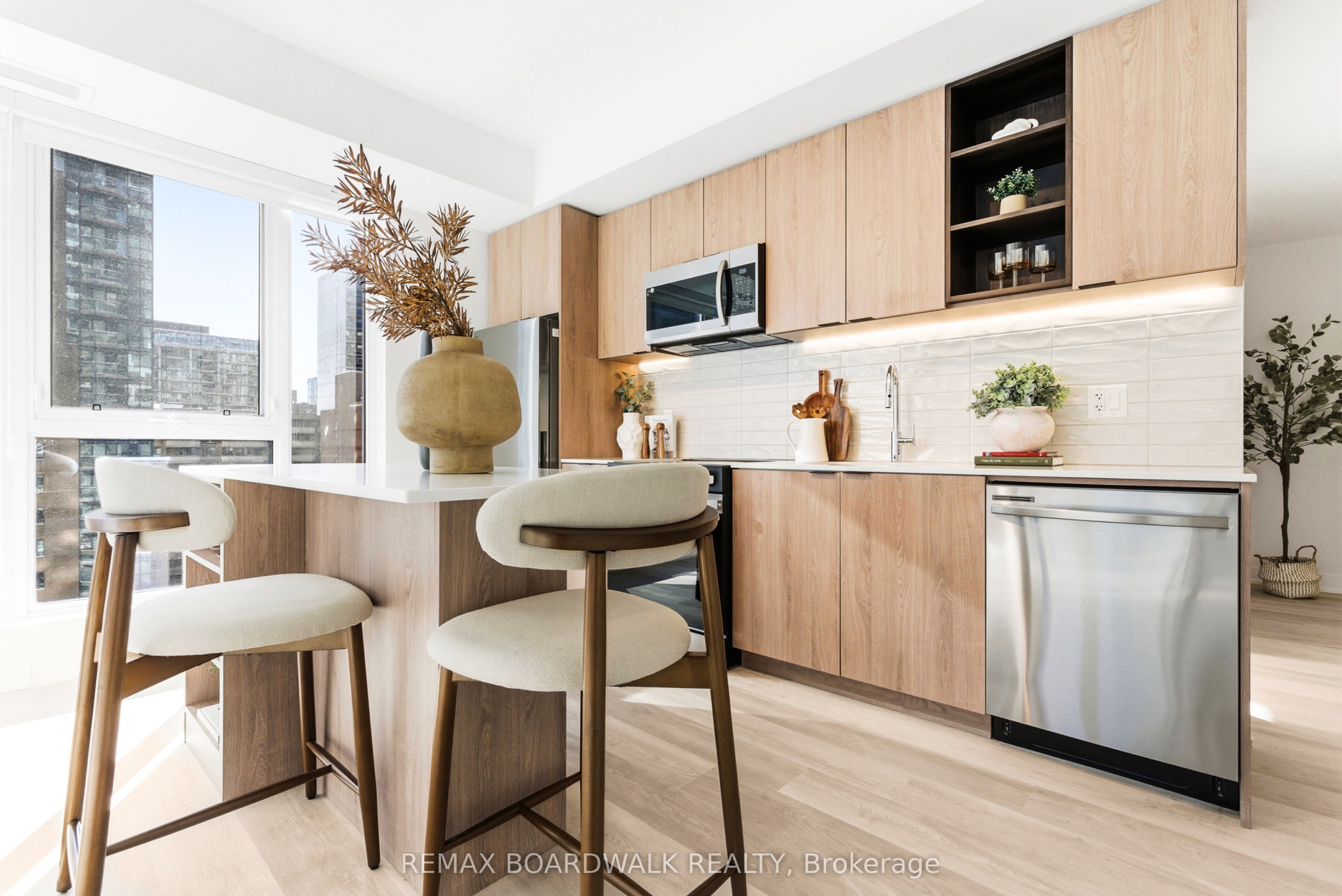 Unit 904 - 391 Slater Street, Ottawa 5