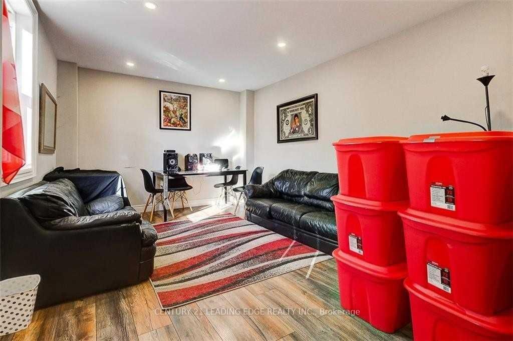 Unit B - 382 Cannon Street E, Hamilton 4