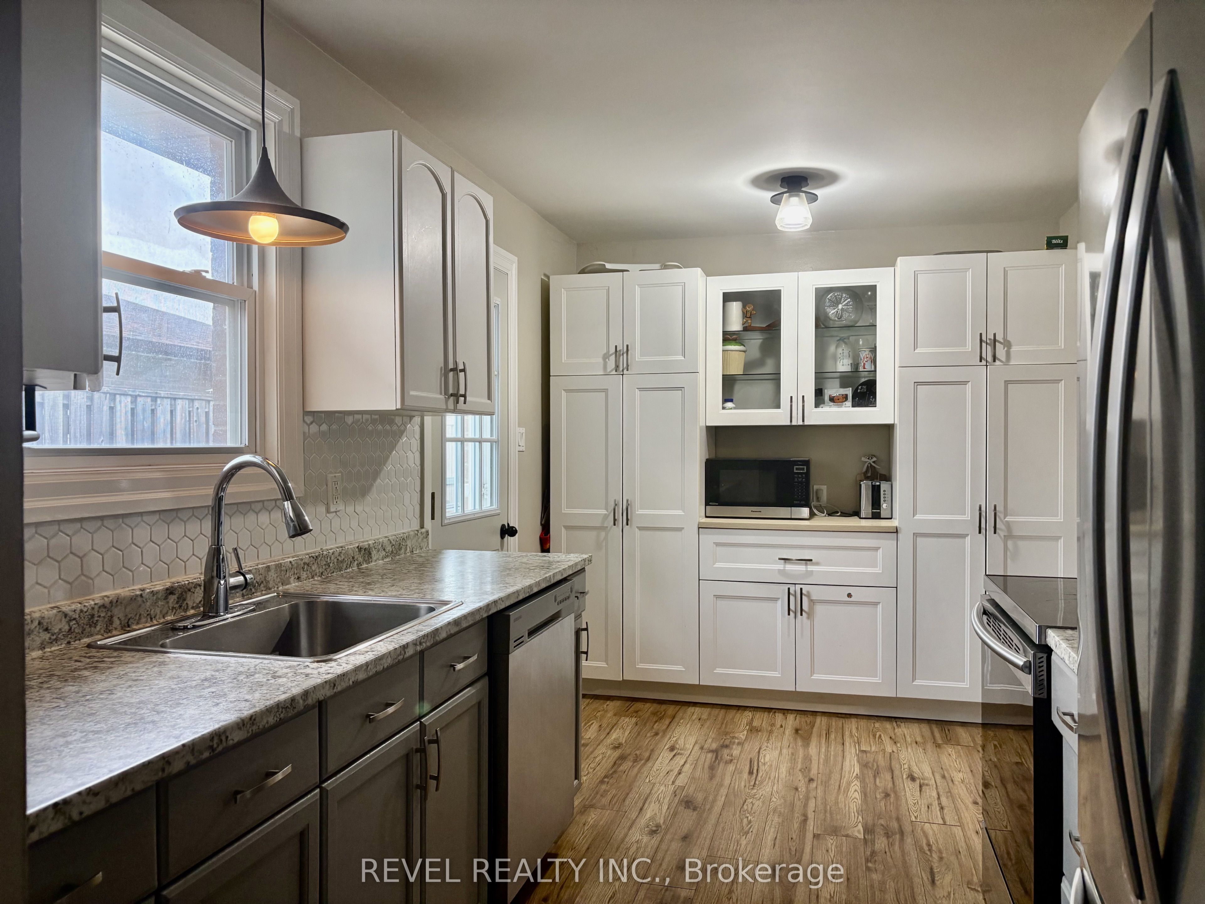 229 Simon Street, Shelburne 3