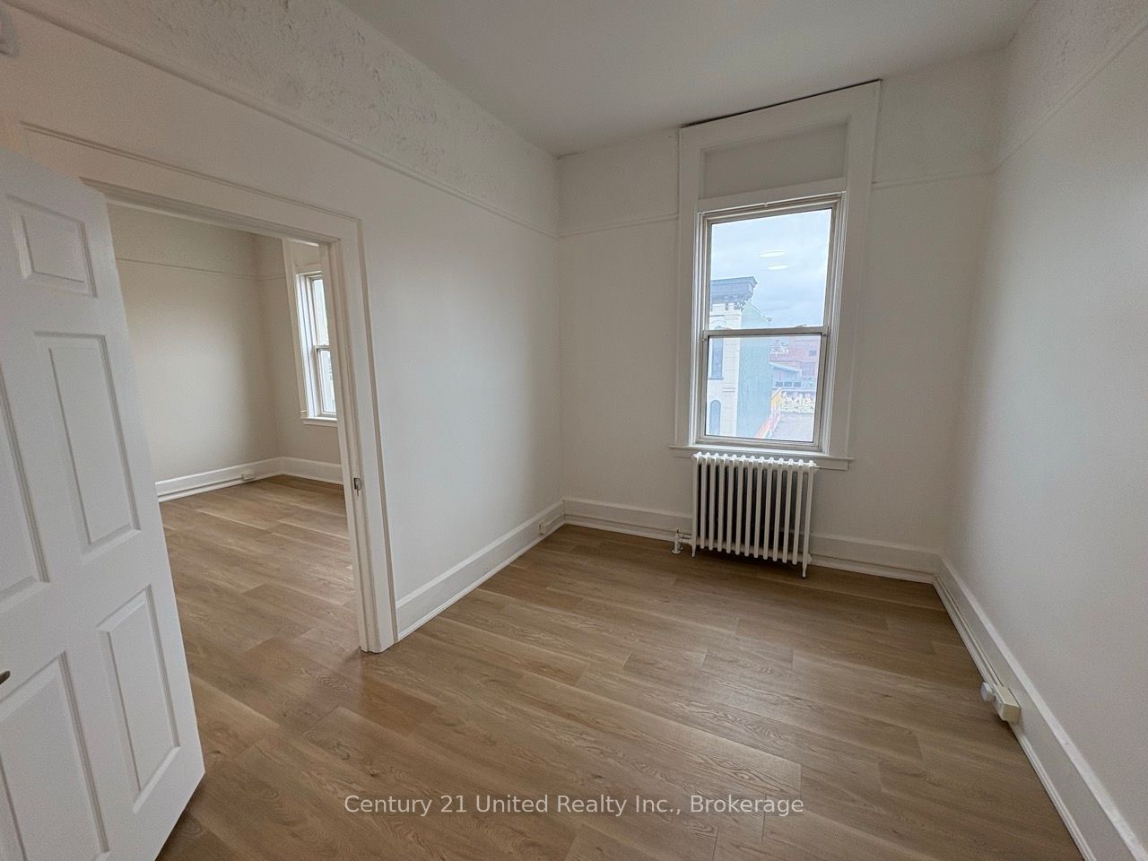 Unit 4 - 172.5 Hunter Street W, Peterborough 5