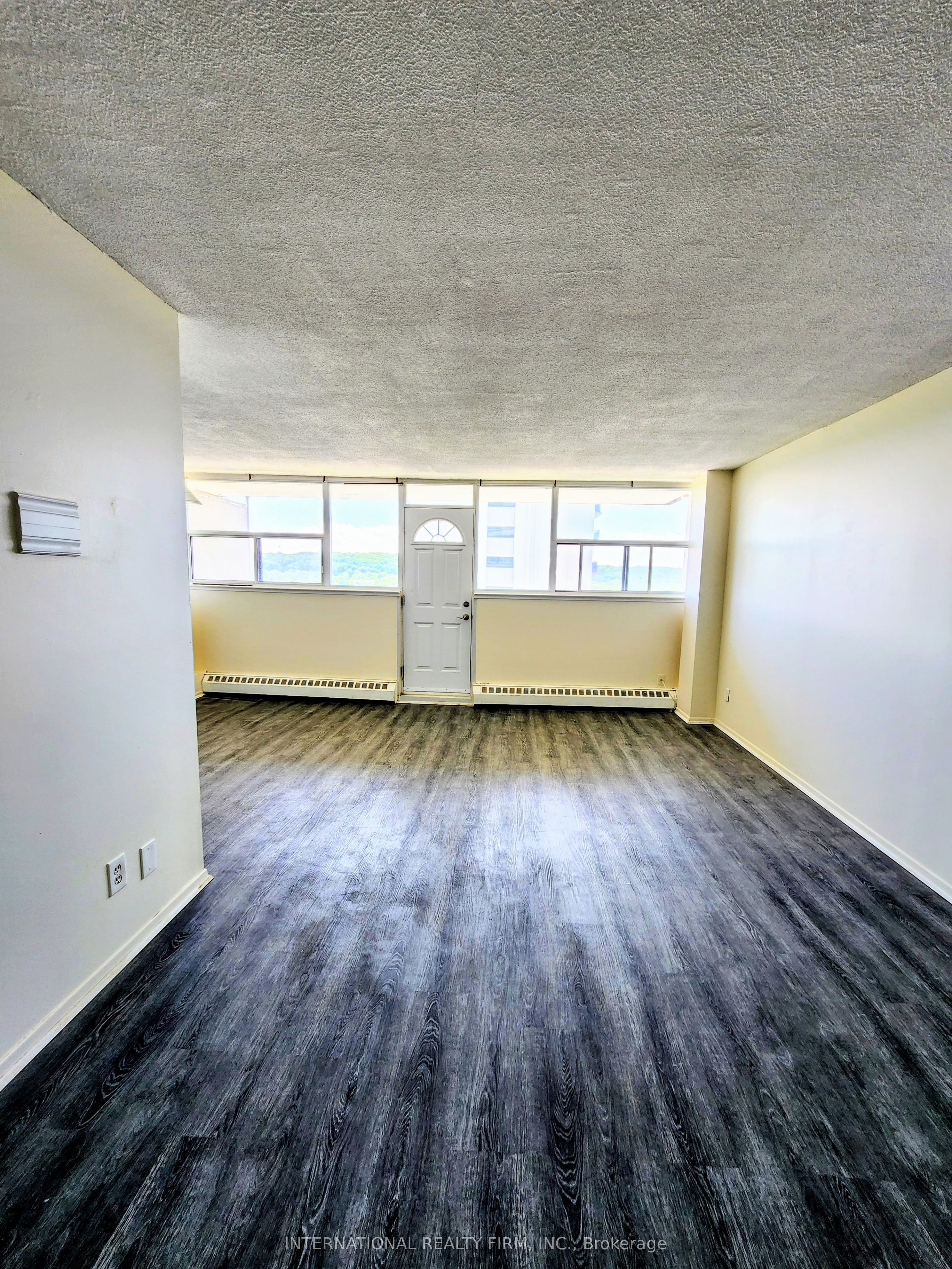 Unit 1102 - 215 Glenridge Avenue, St. Catharines 5