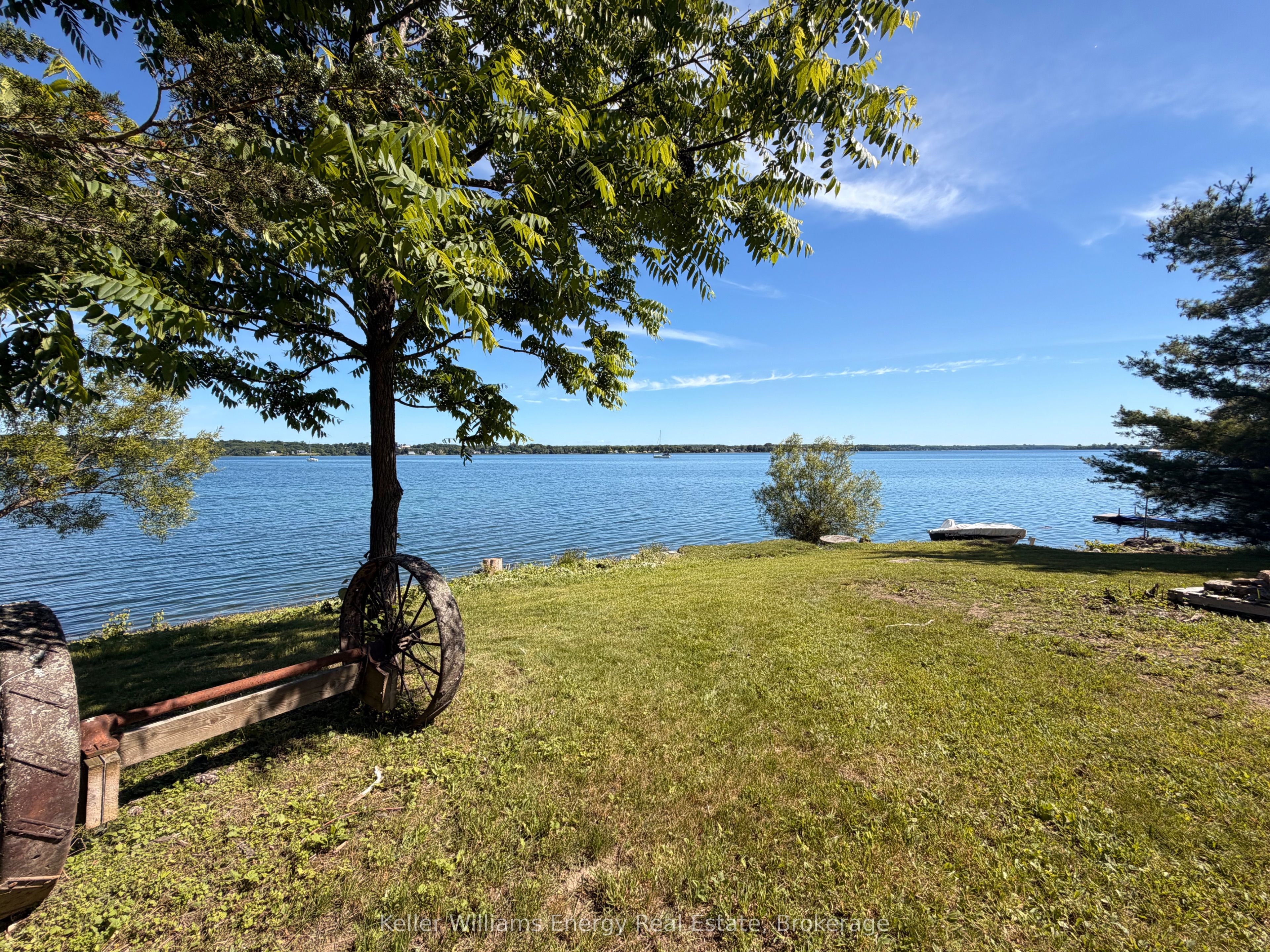 41 Back Lane, Prince Edward County 2