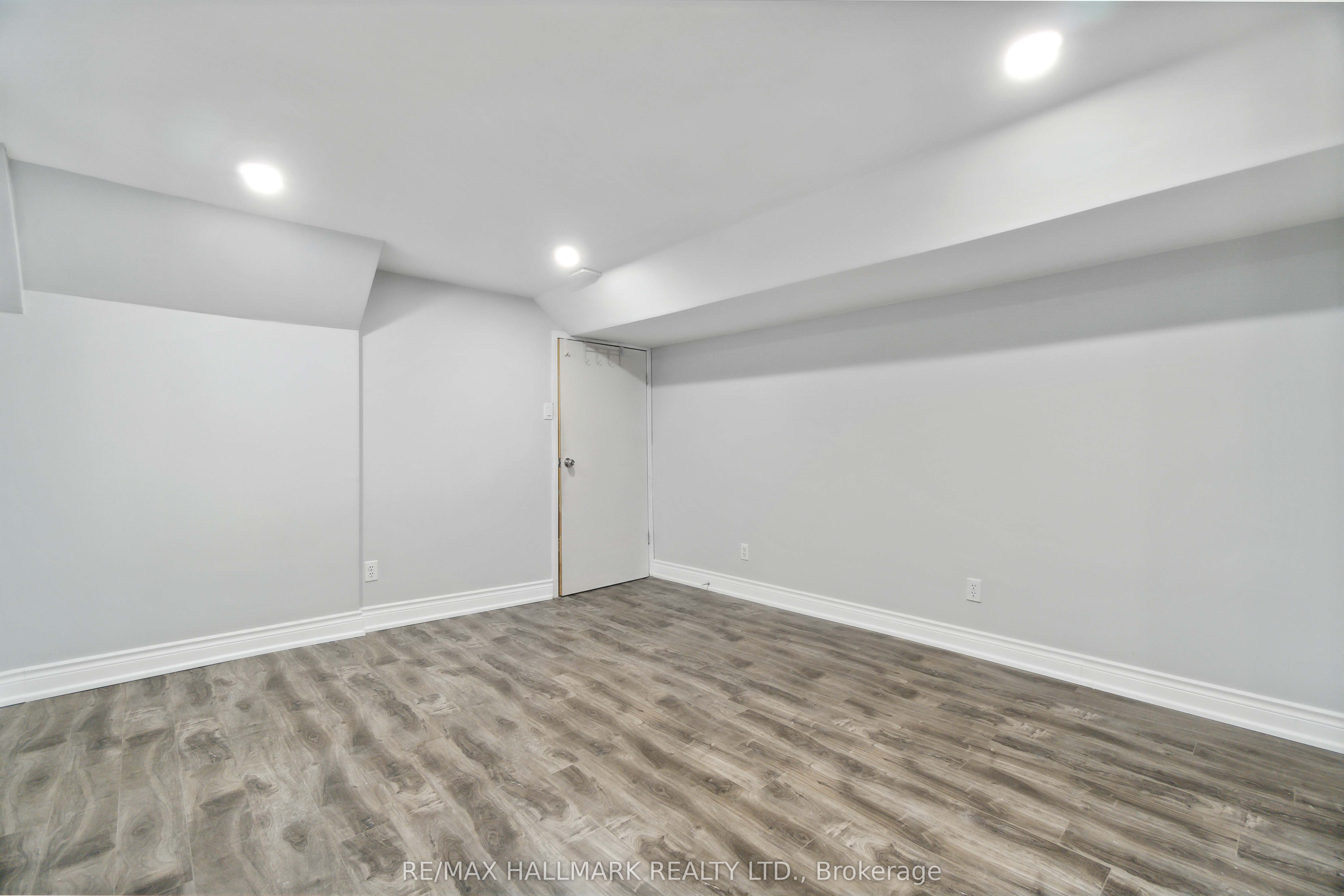 Unit Lower - 91 Boston Crescent, Hamilton 5