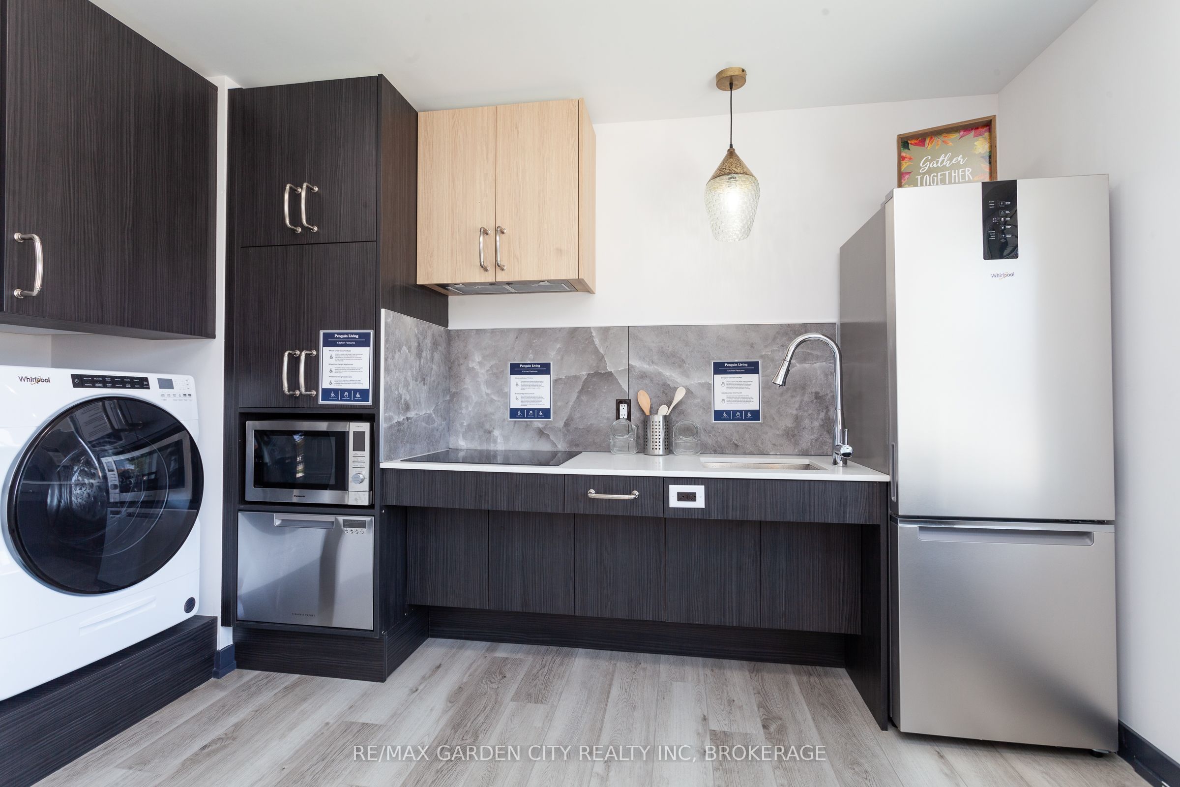 Unit MAIN - 670 Upper Wentworth Street, Hamilton 4