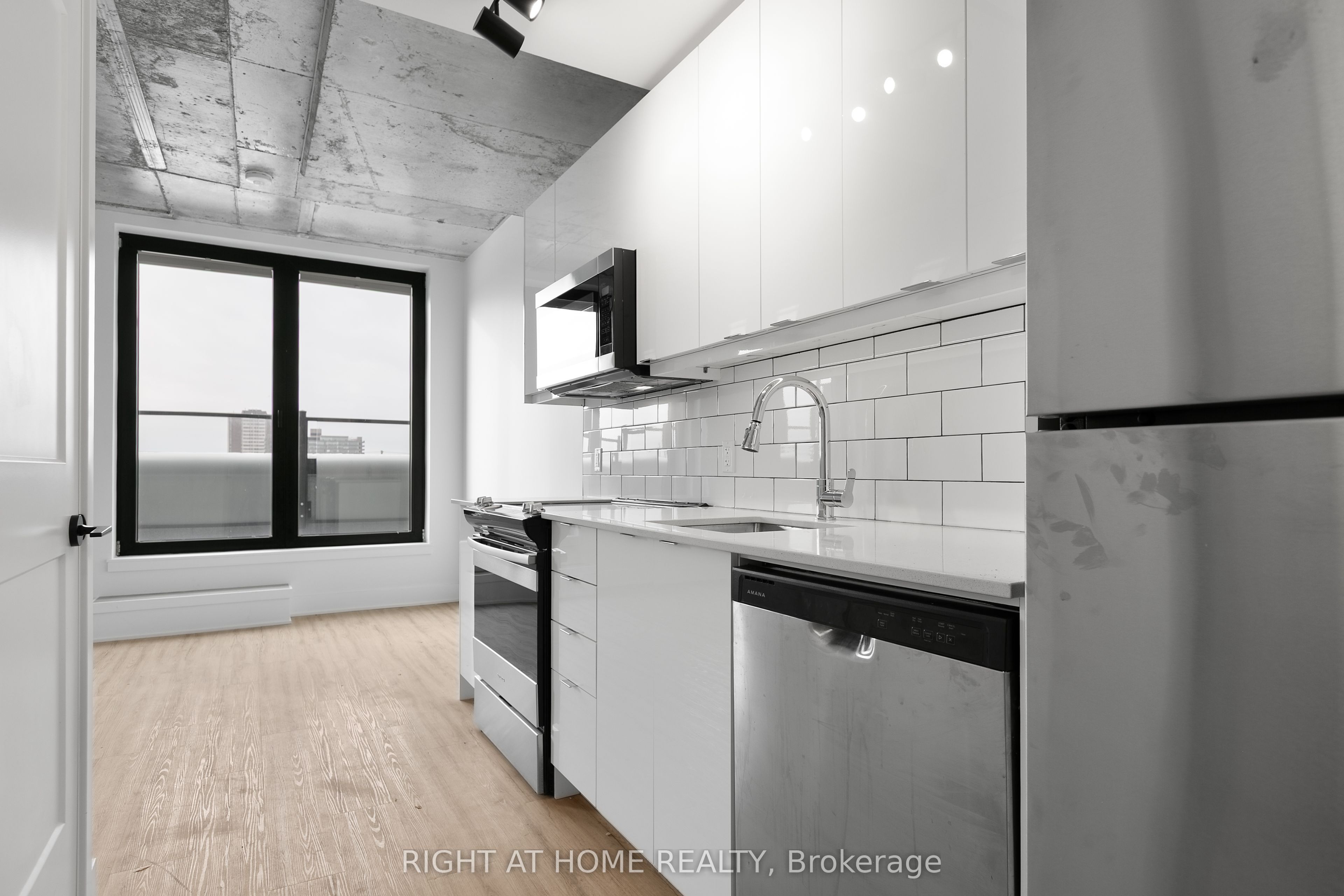 Unit 502 - 377 Winona Avenue, Ottawa 4
