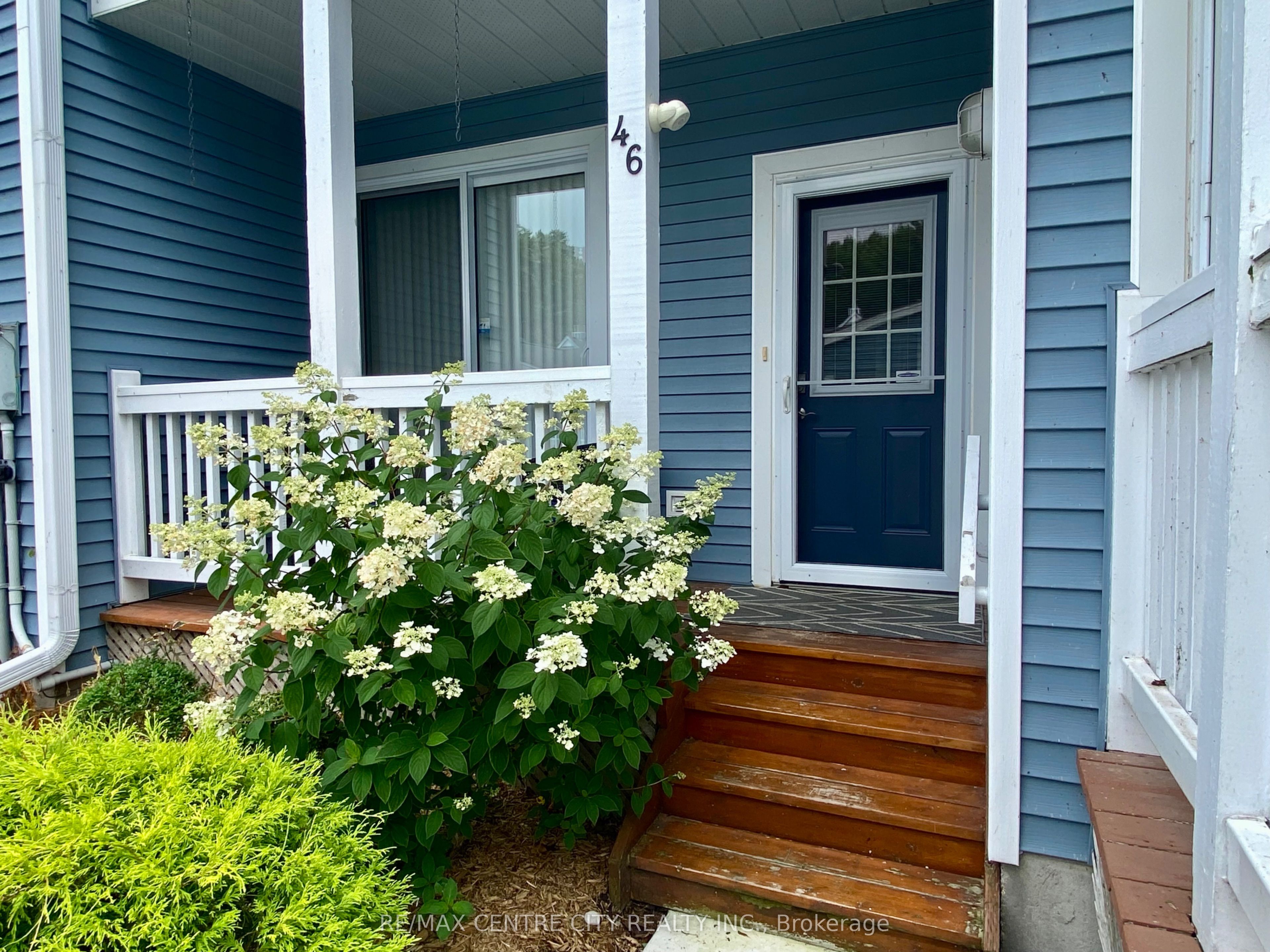 Unit 46 - 374 Front Street, Central Elgin 3