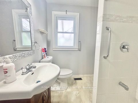 Unit Main - 5904 Carman Street, Niagara Falls 3