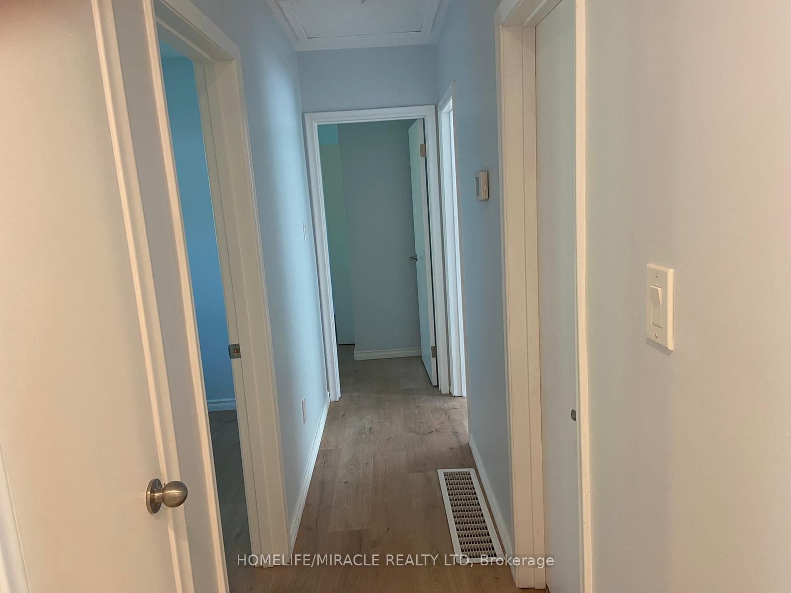 Unit Main floor - 25 Thornridge Crescent, Kitchener 4