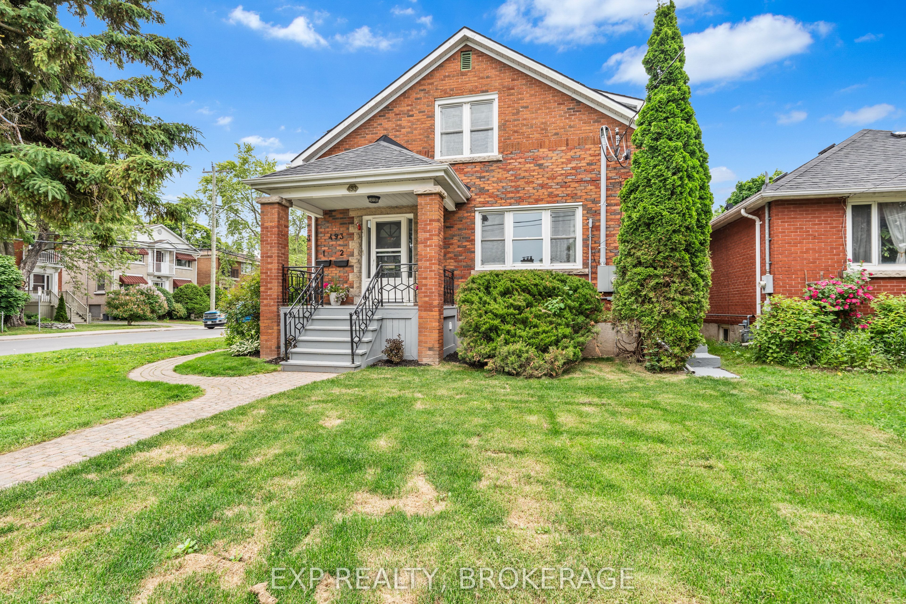 493 COLLEGE Street, Kingston 2