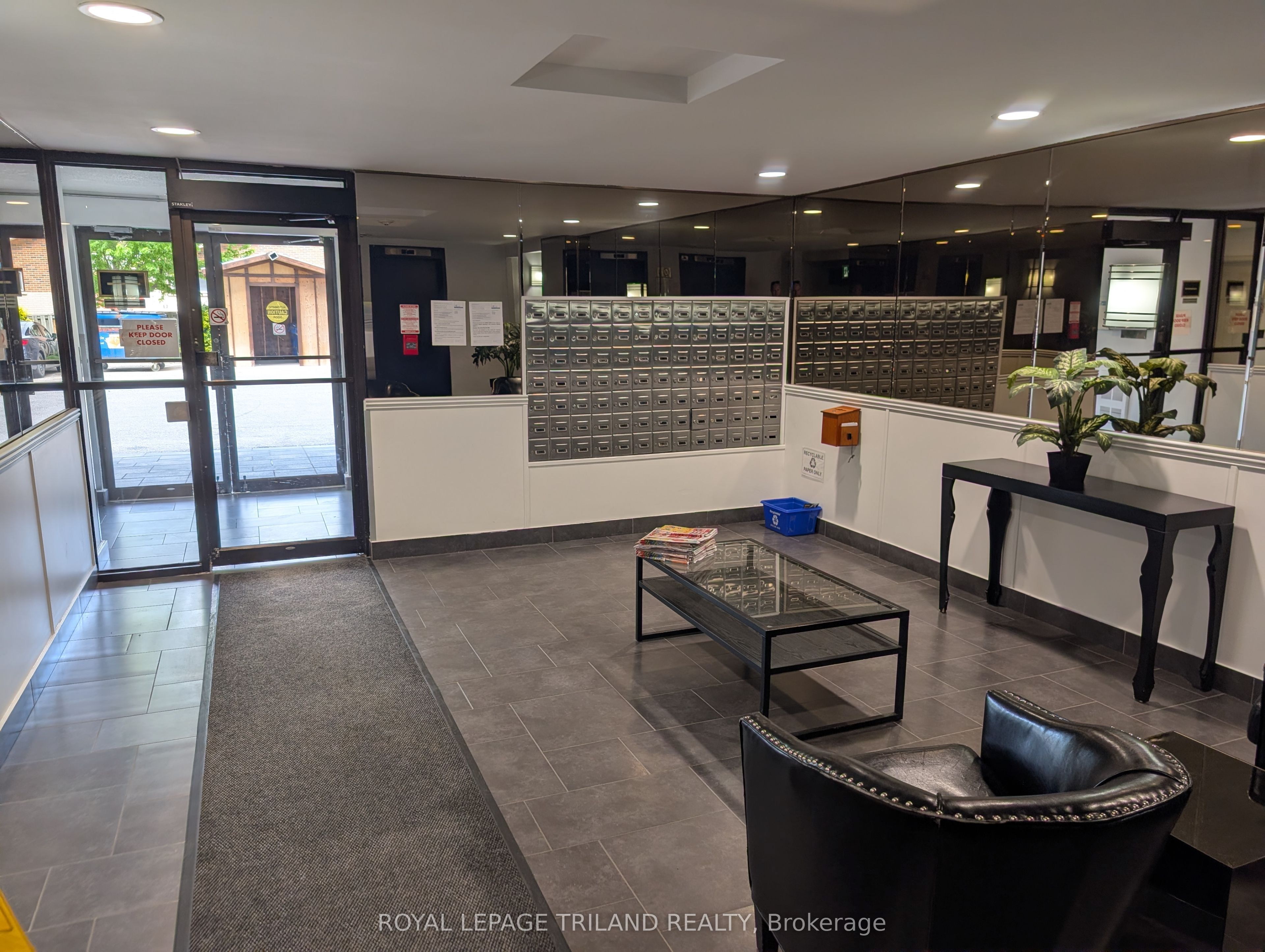 Unit 306 - 135 Base Line Road W, London 2