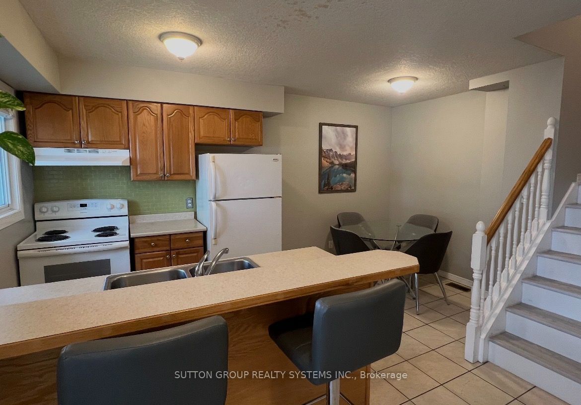 Unit 19 - 211 Veronica Drive, Kitchener 3