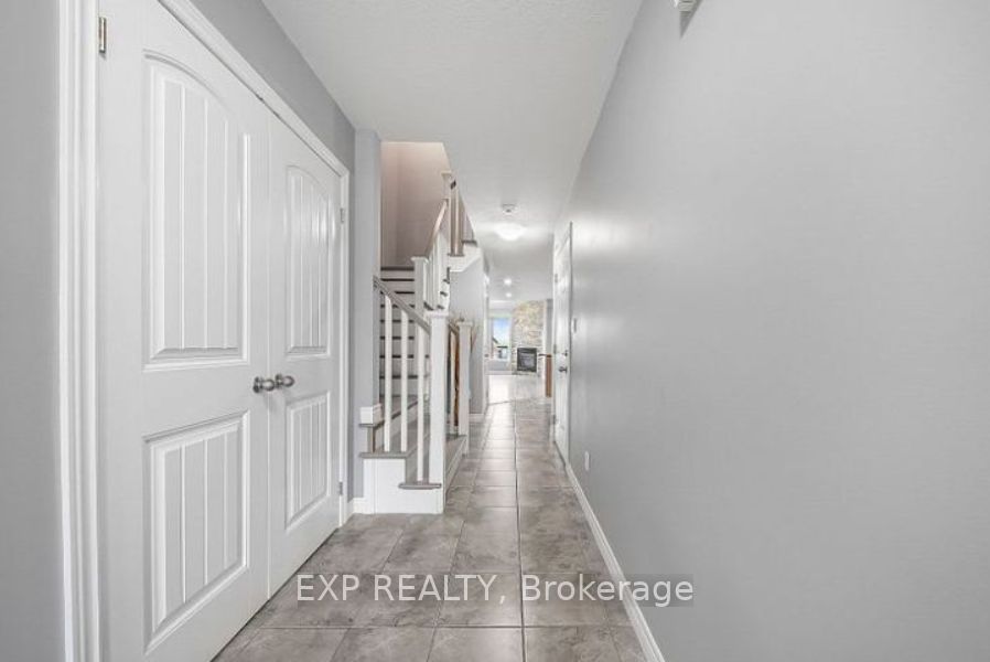 1441 Dunkirk Avenue, Woodstock 3