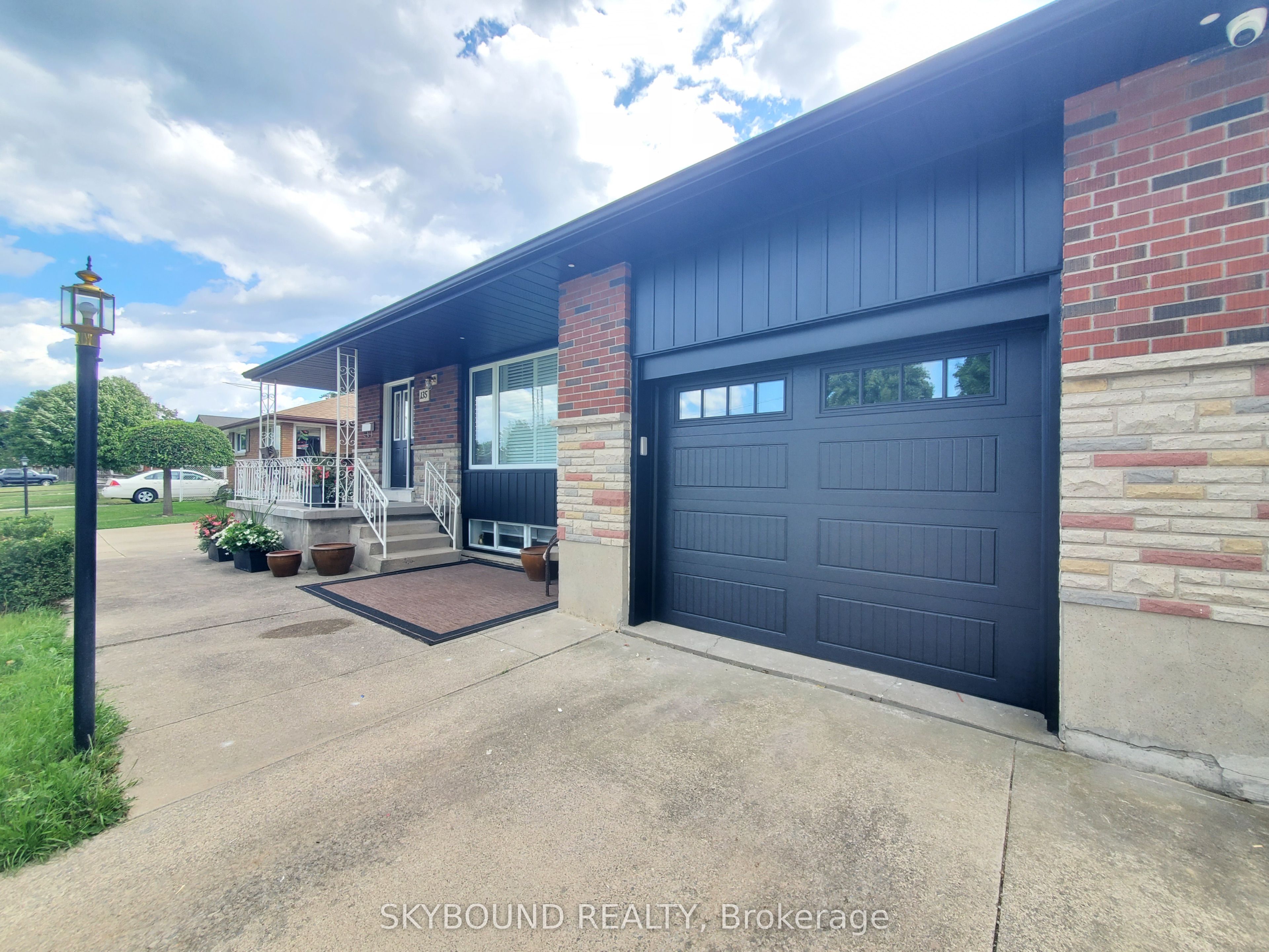 Unit Upper - 135 Ryerson Street, Thorold 2