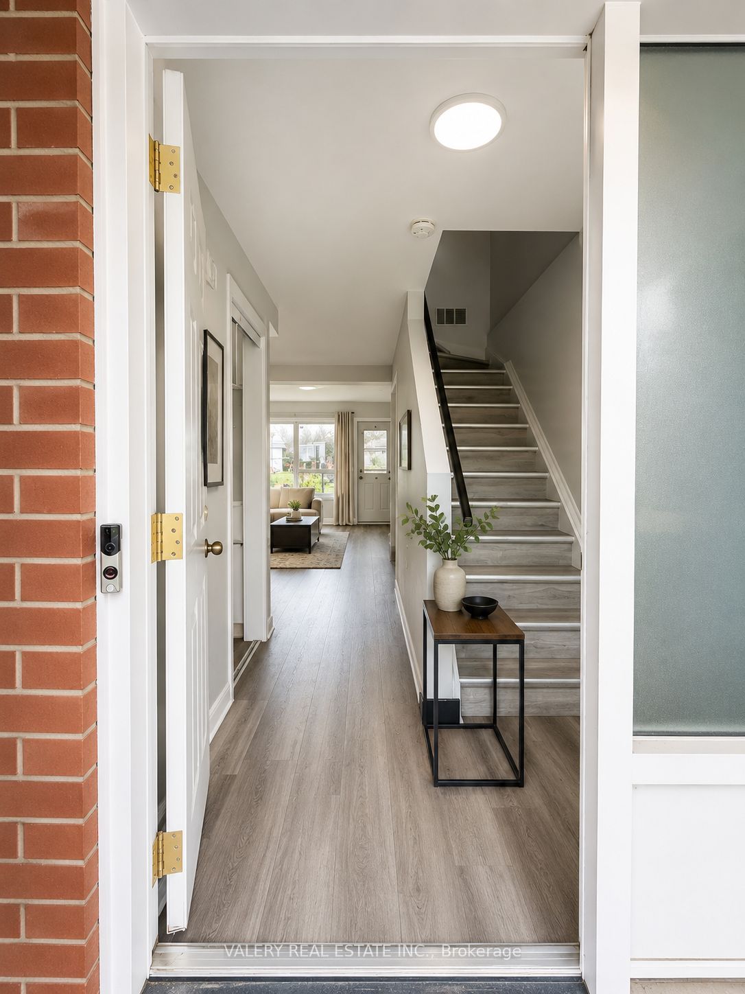 Unit E - 516 Sunnydale Place, Waterloo 2