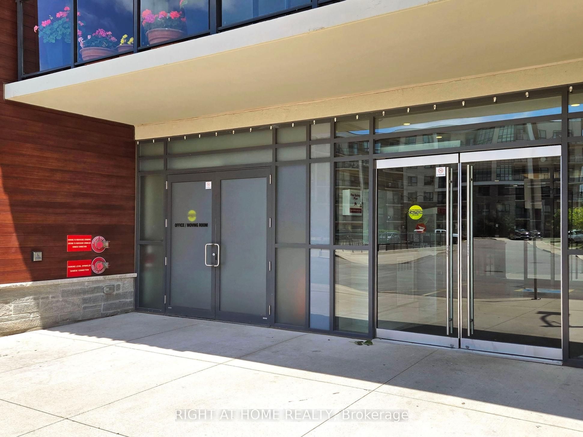 Unit 111 - 101 Shoreview Place, Stoney Creek 5