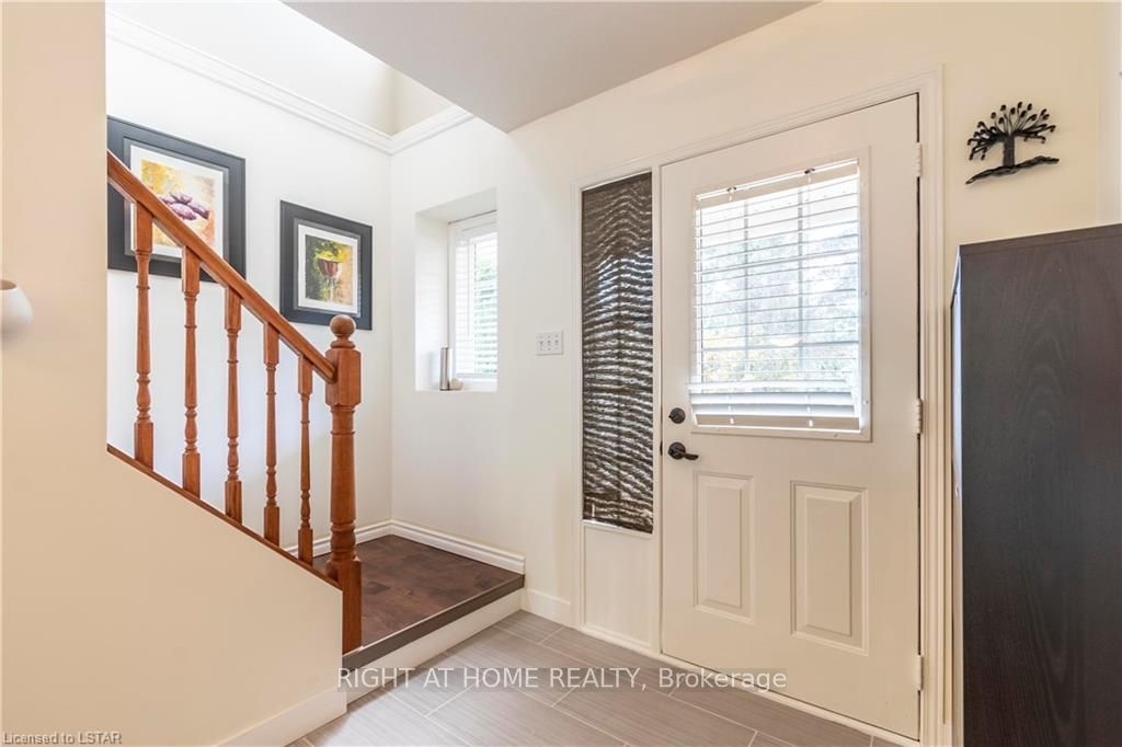 263 Rossmore Court, London 3