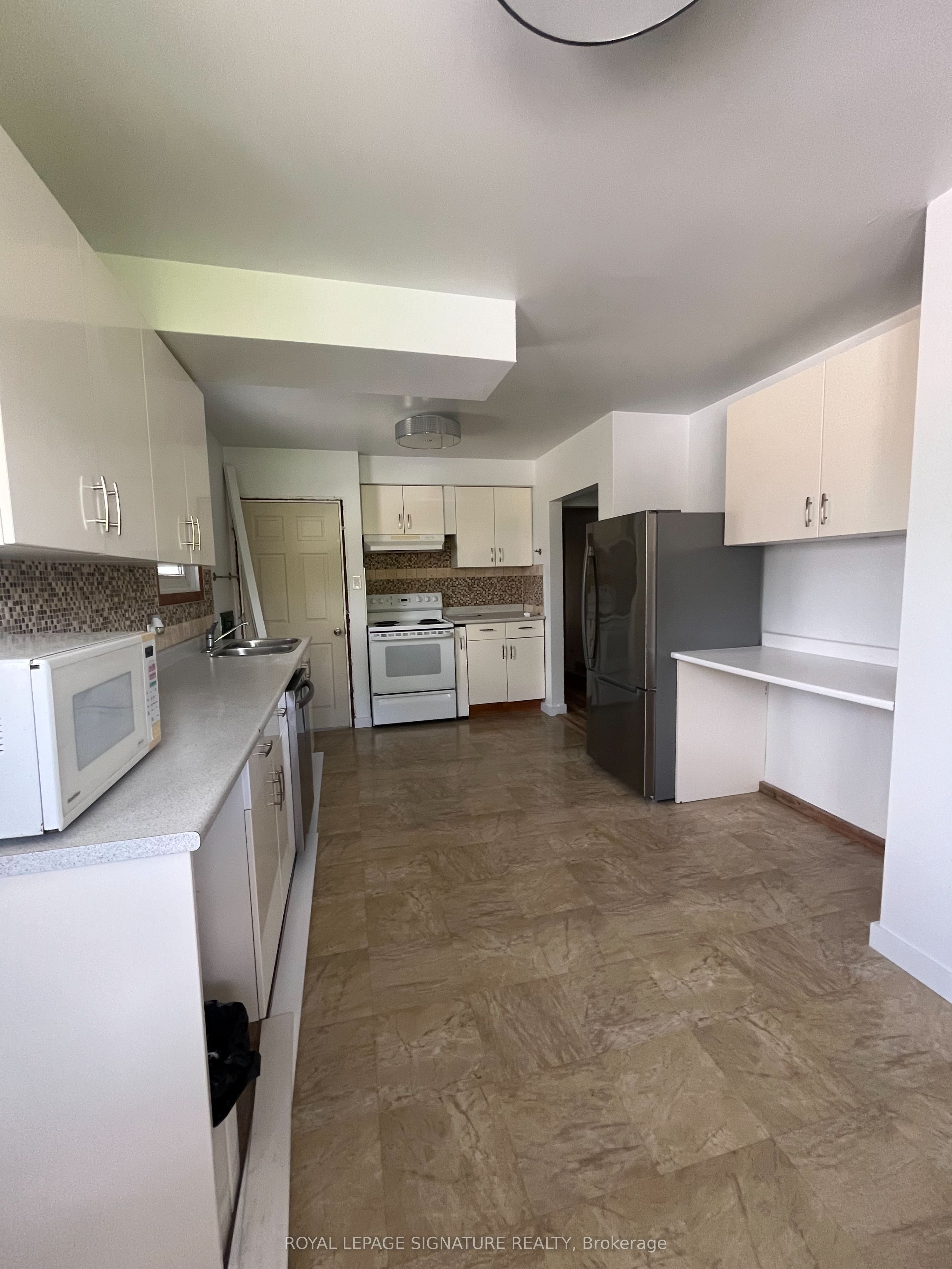 Unit Main - 154 Weber Street N, Waterloo 3