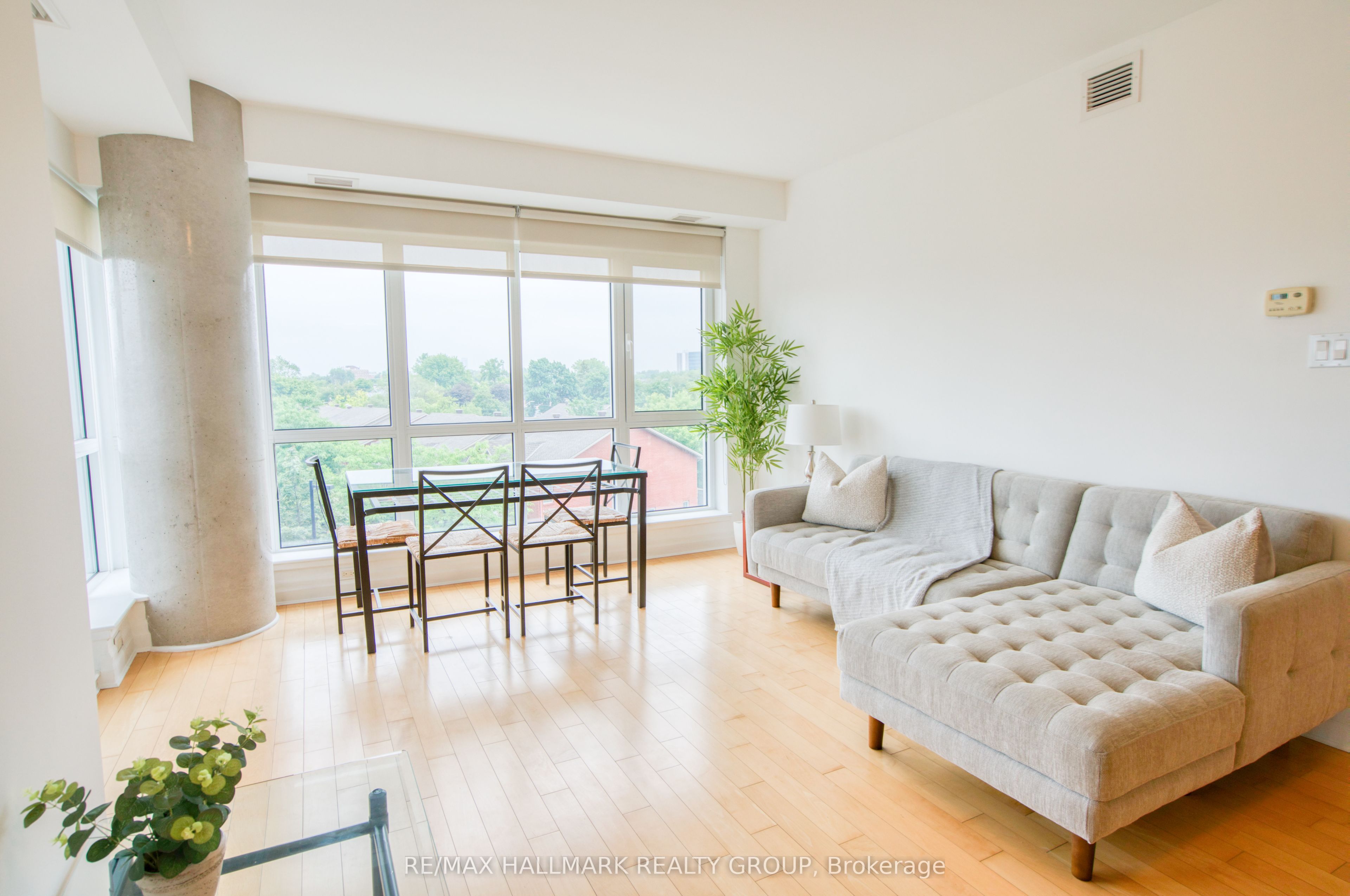 Unit 407 - 90 Landry Street, Ottawa 3