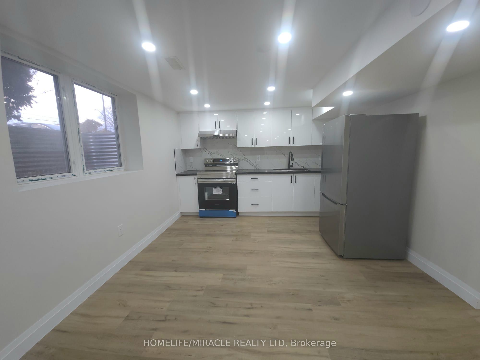 Unit Bsmt - 43 Patterson Avenue, Brantford 2