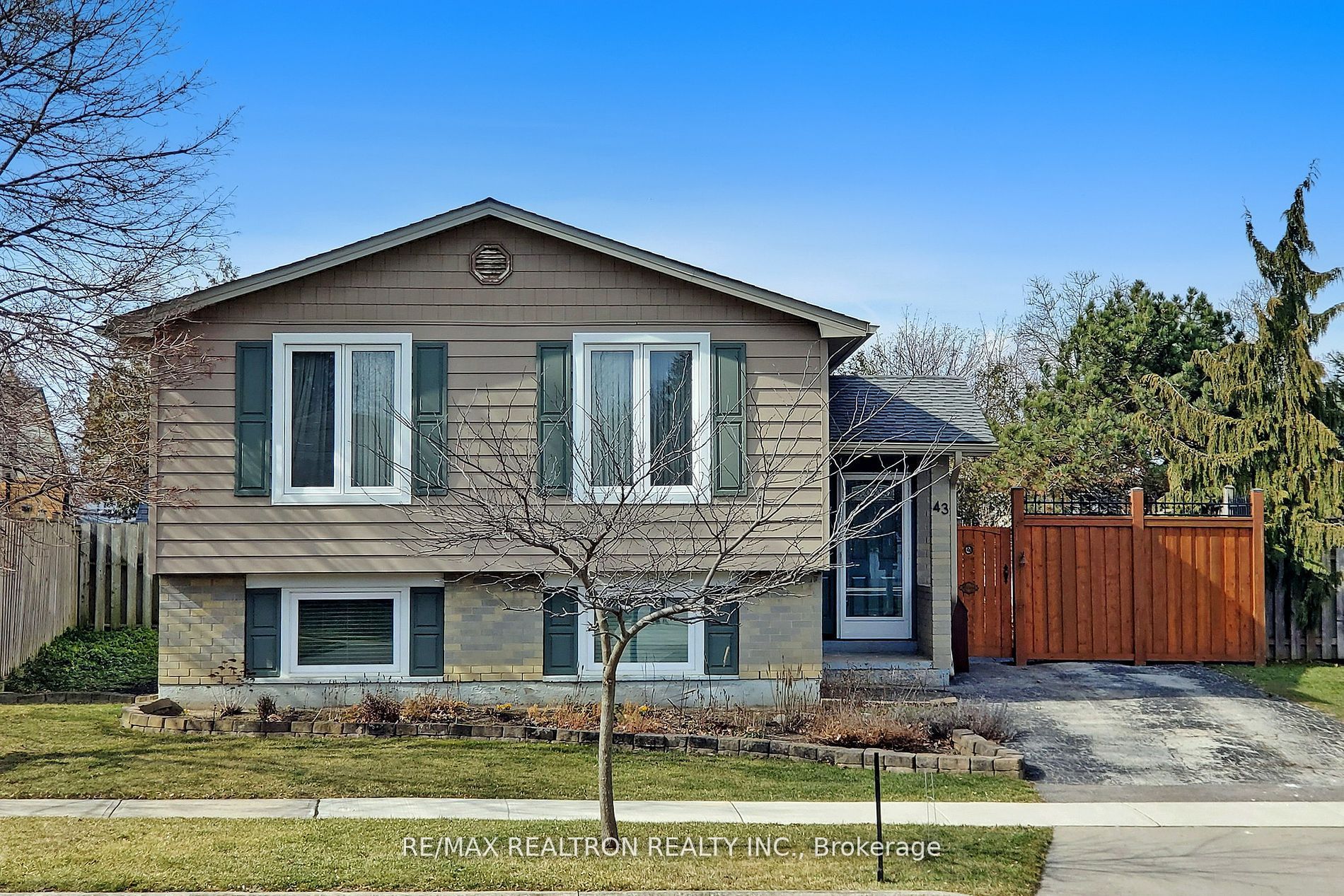 43 Odessa Street, Stoney Creek 3