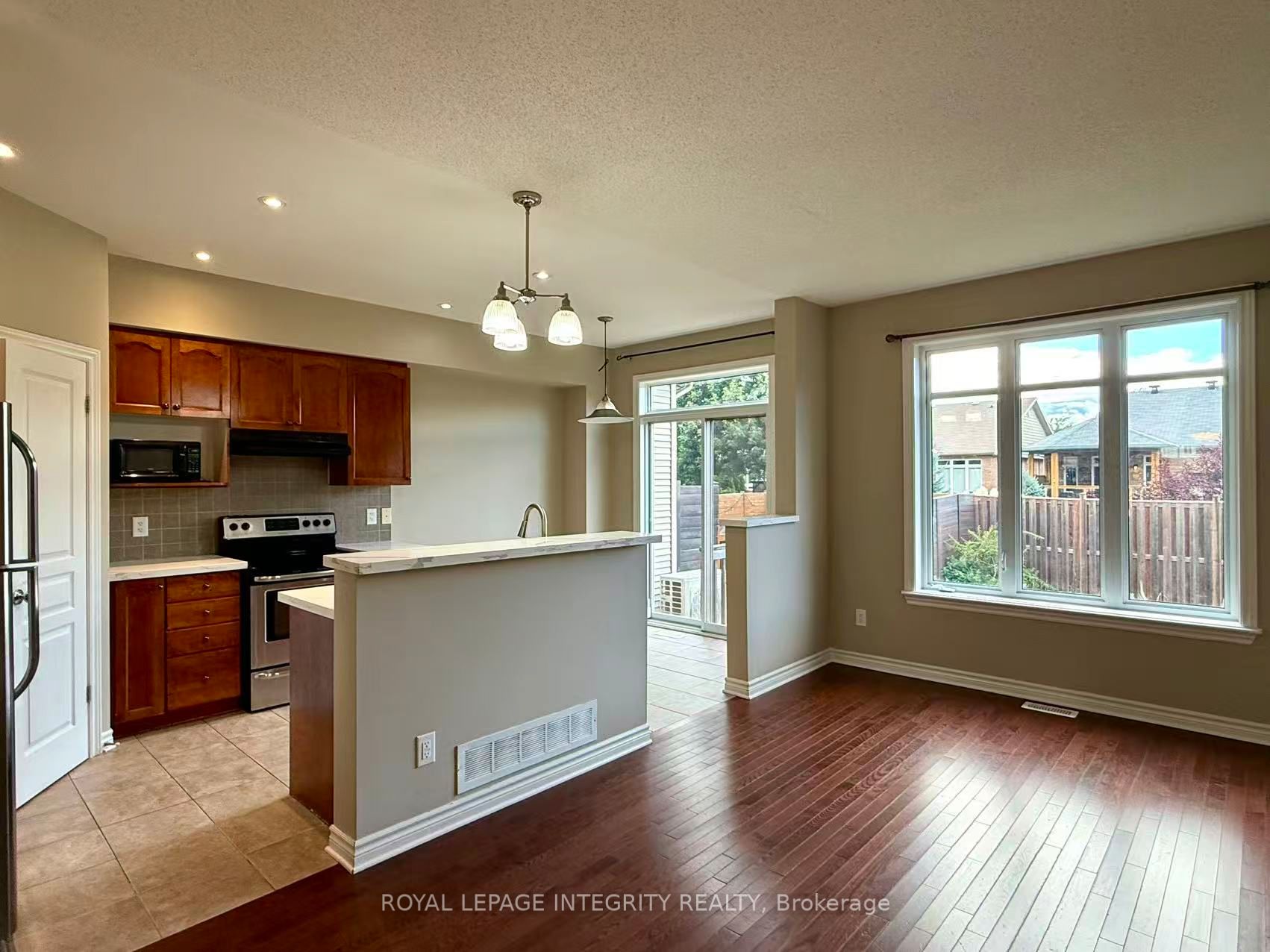 949 KLONDIKE Road, Kanata 4