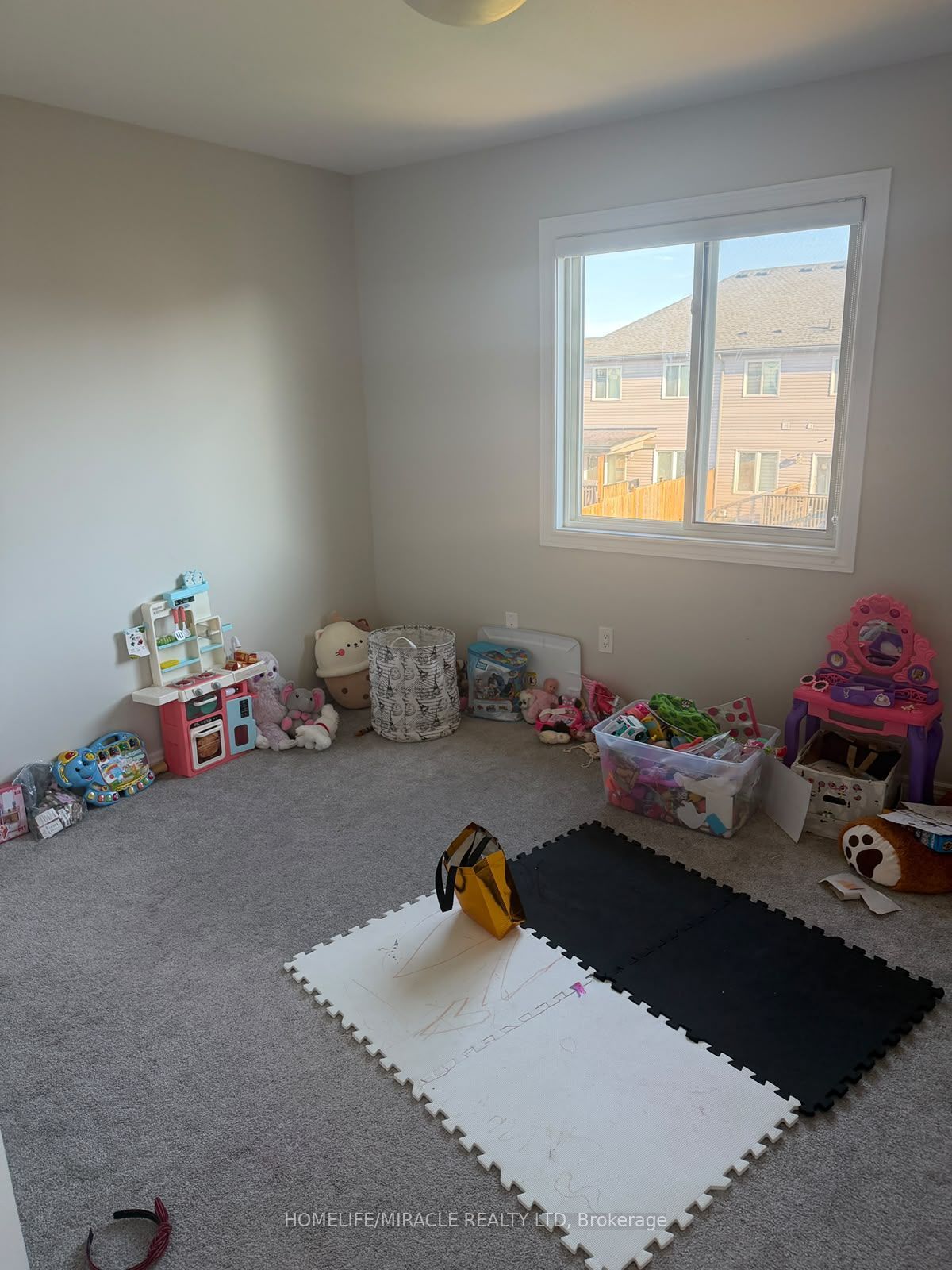 1222 Uppers Lane, Thorold 4